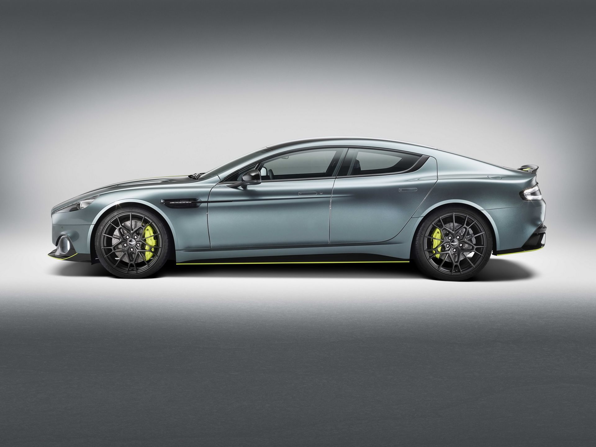 2019-aston-martin-rapide-amr-4 Aston Martin Rapide AMR Debuts In Limited Numbers With 603PS