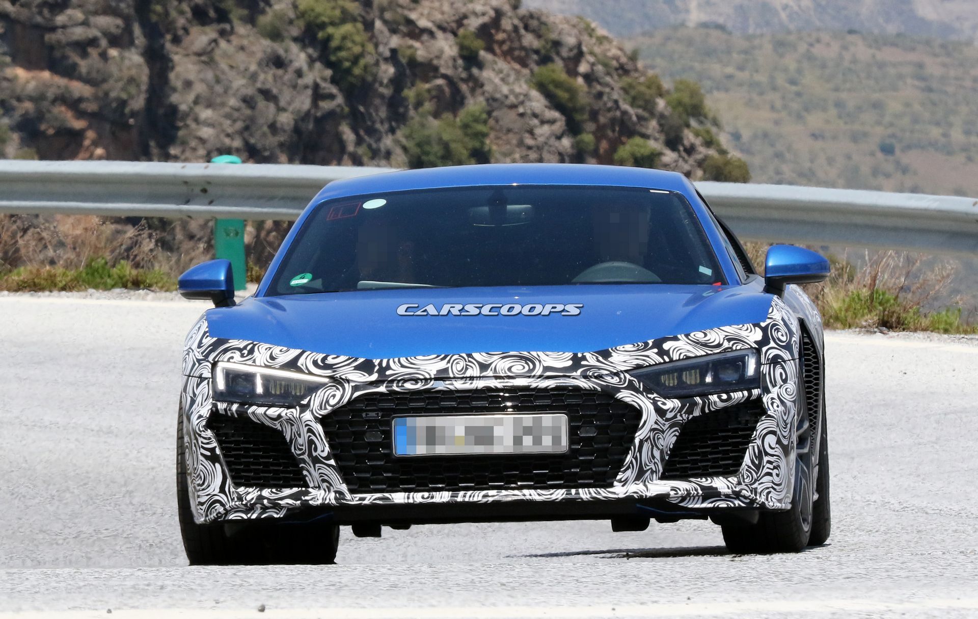 2019-Audi-R8-Facelift-3 Facelifted Audi R8 Will Leave You Hot And Flustered