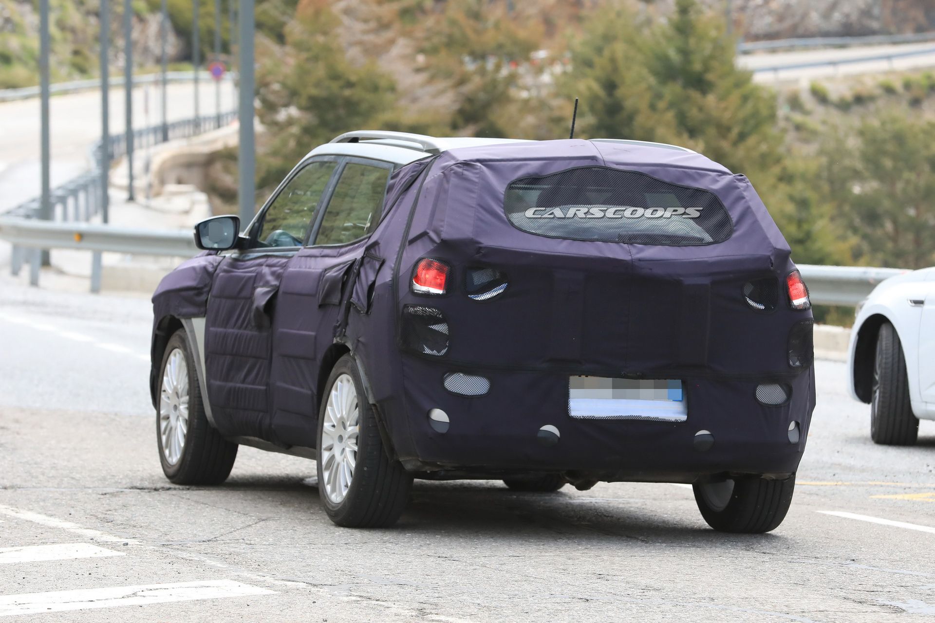 2019-ssangyong-korando-spy-3 All-New SsangYong Korando Will Usher In New Design Language