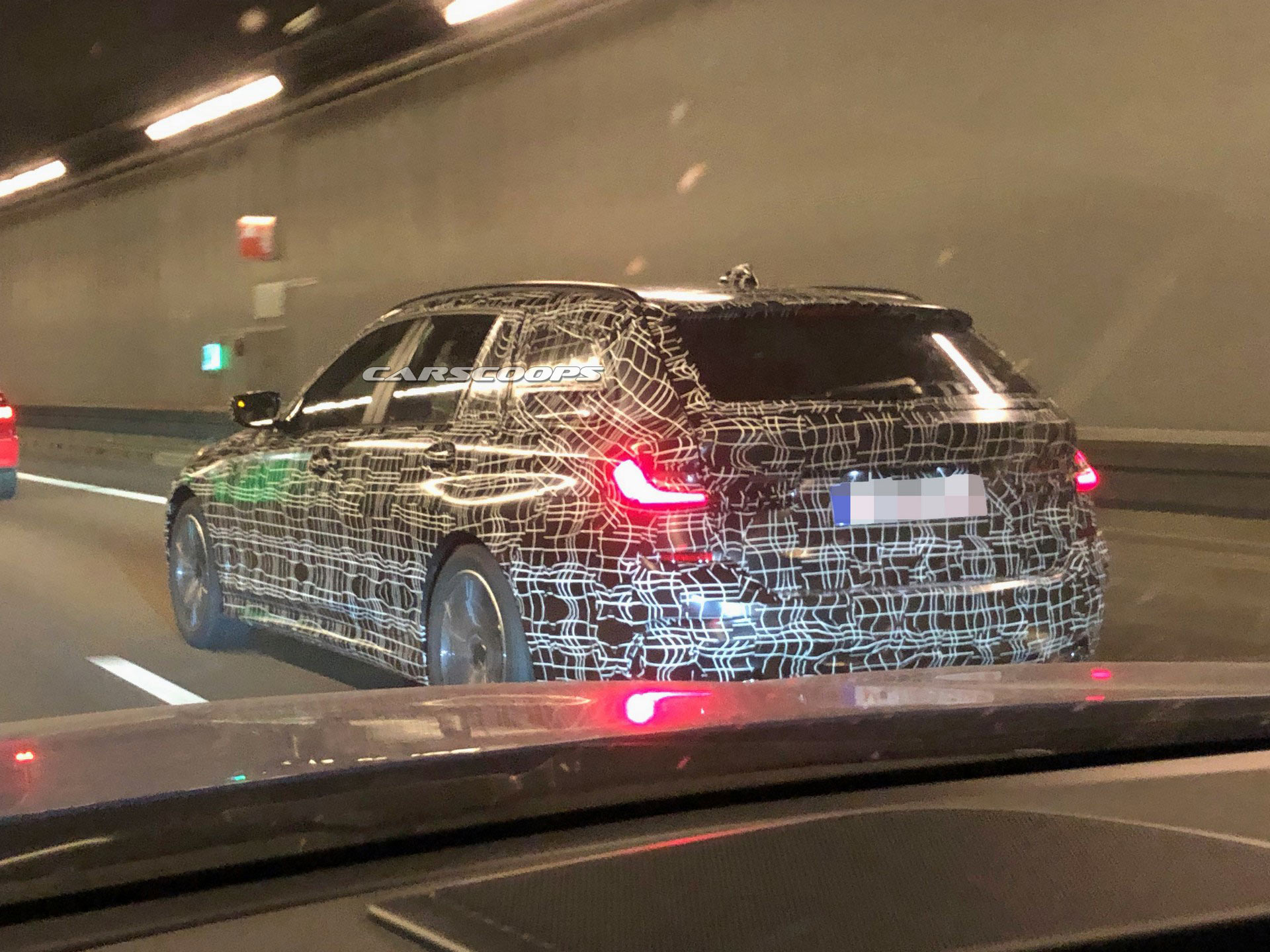 BMW-3-Series-Touring-5 2019 BMW 3-Series Touring Scooped For The First Time