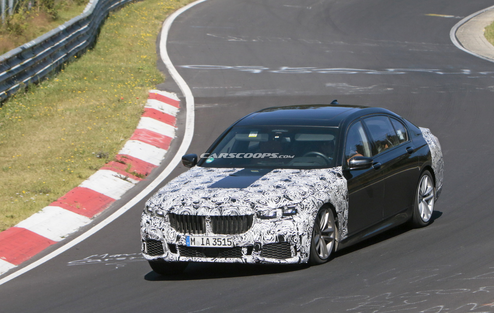 2019 BMW 7-Series Facelift-6 Facelifted 2019 BMW 7-Series Spied In Base And M760Li xDrive Forms