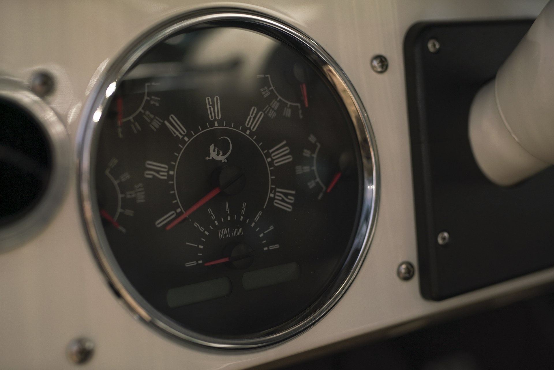 Icon-Ford-Bronco-Old-School-20 Why Wait For An All-New Ford Bronco When You Get Icon’s Old School BR