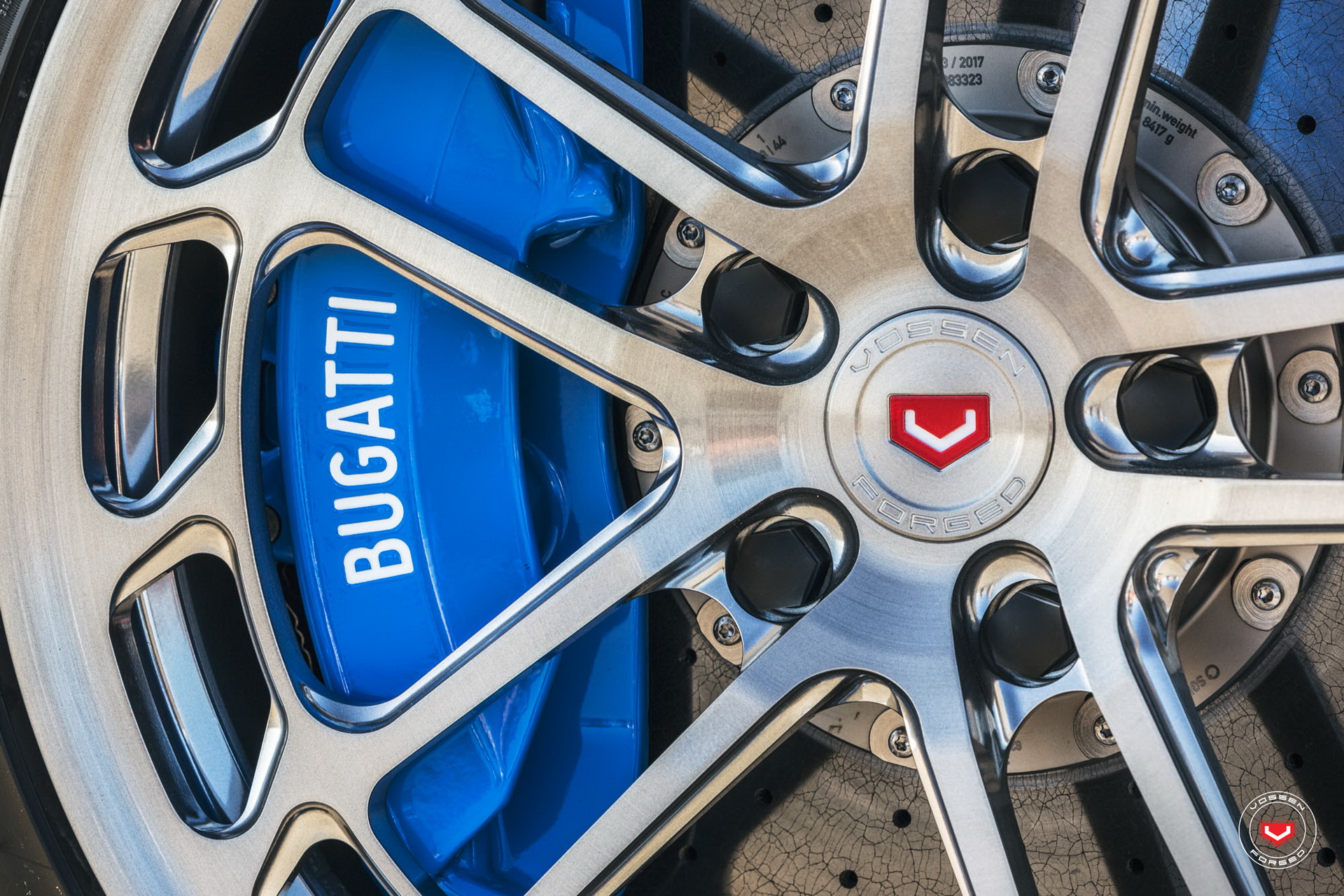 bugatti-chiron-vossen-wheels-3 Bugatti Chiron Tries On New Wheels For Size: Hot Or Not?