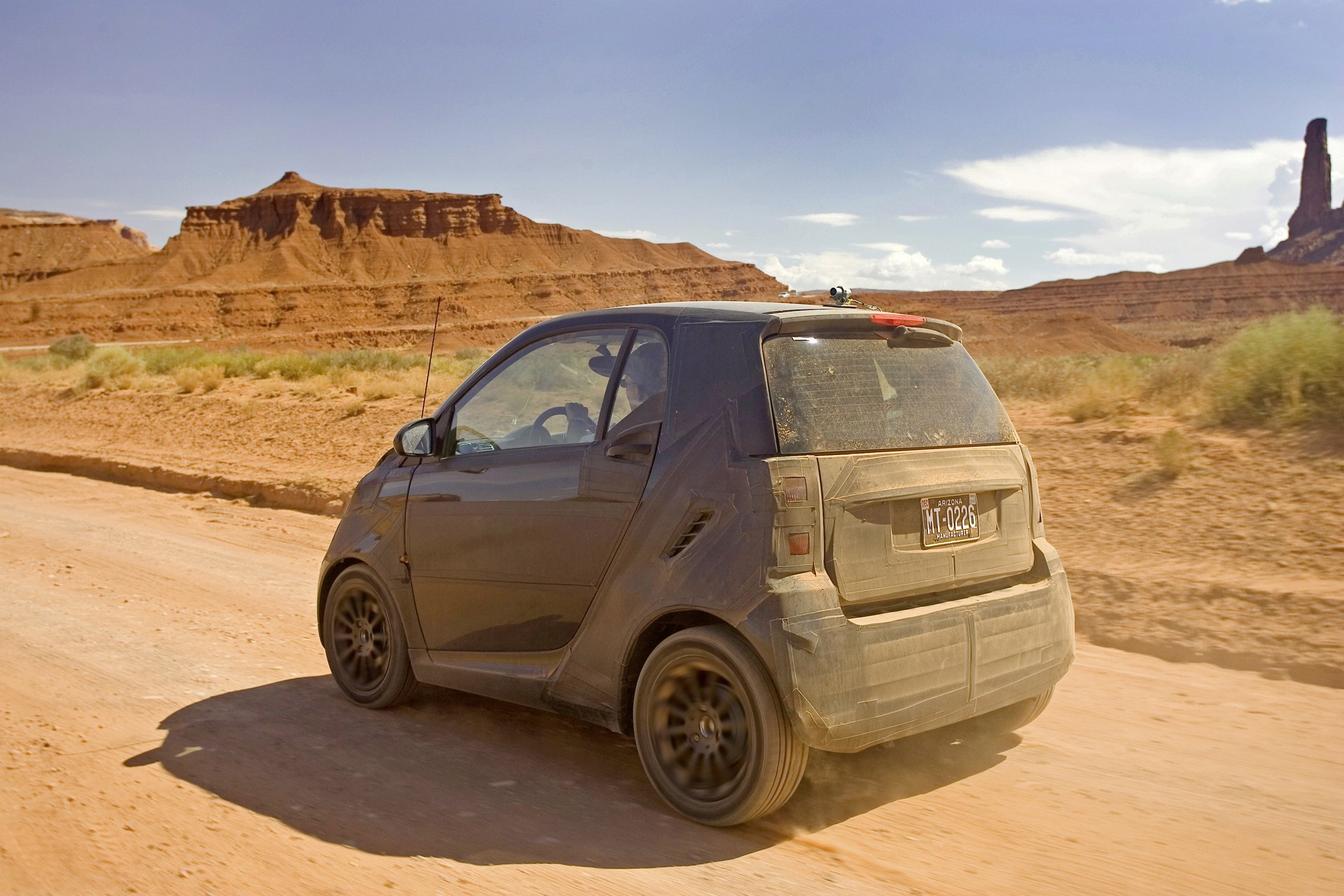 Smart-20th-Anniversary-2 Smart Celebrates 20 Years Of Production As EV Switch Causes Sales To Tumble