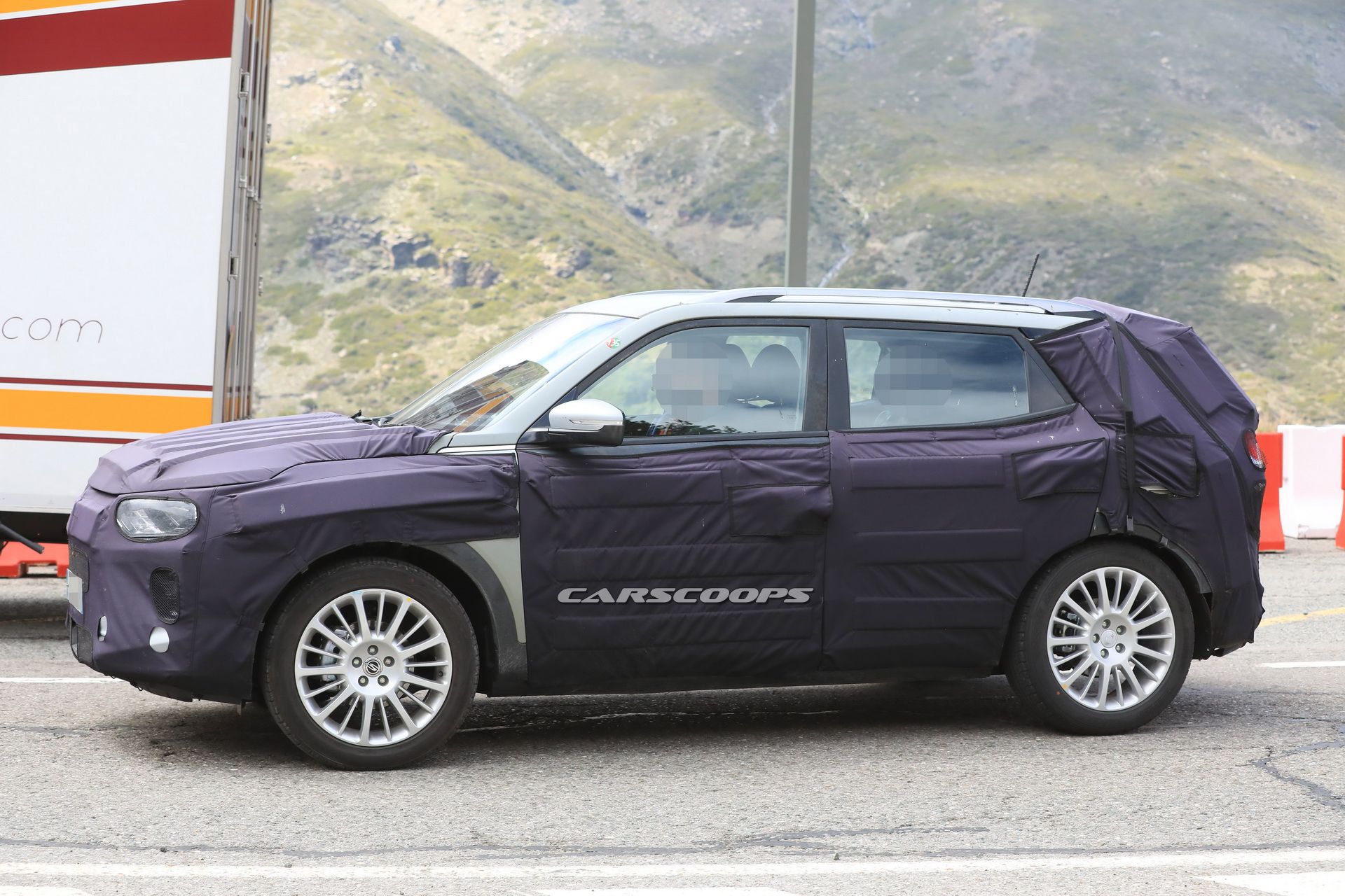 2019-ssangyong-korando-spy-33 All-New SsangYong Korando Will Usher In New Design Language