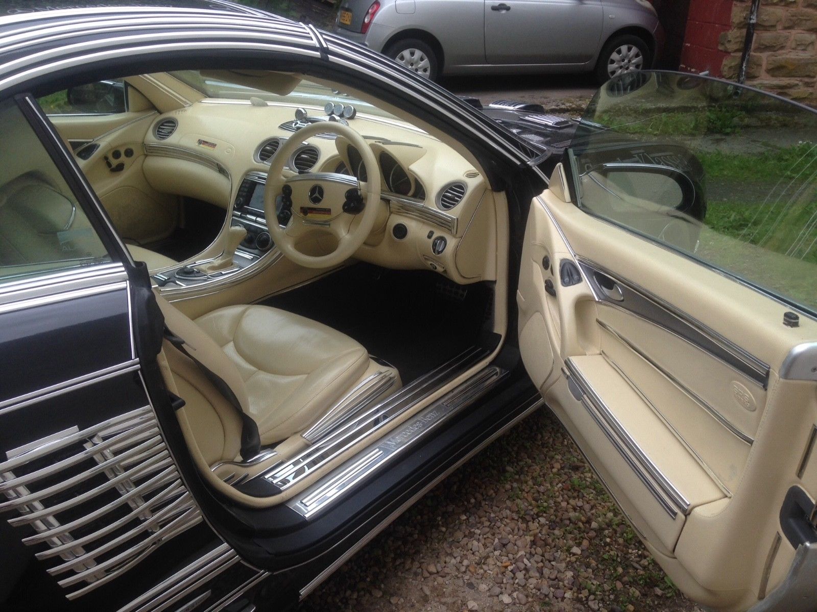Mercedes-Benz-SL350-Chrome-5 This Mercedes-Benz SL350 Really Does Have Jaw-Dropping Looks