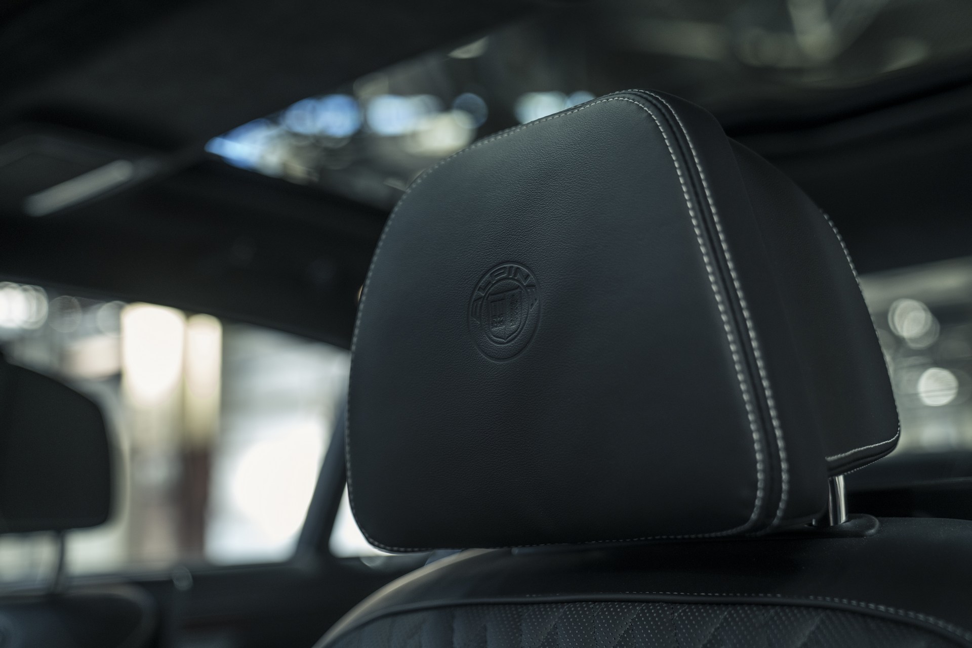 BMW-ALPINA-B7-Exclusive-Edition-9 BMW Gives Canada A Sinister Looking Alpina B7 Exclusive Edition With 600 HP