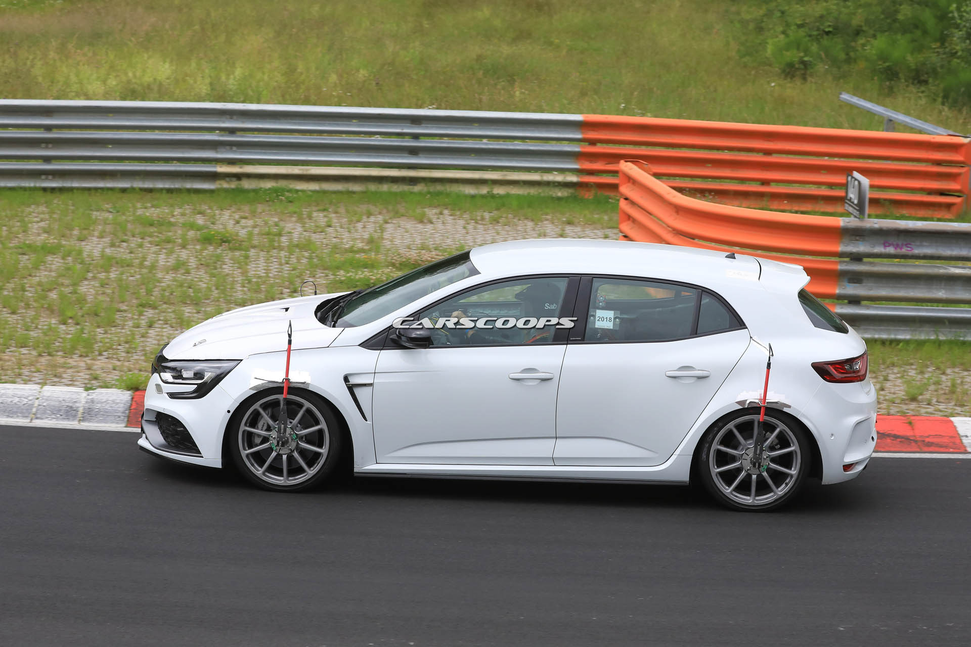 renault-megane-rs-trophy-spy-12 Renault’s Gunning For Ring Record With New Megane RS Trophy