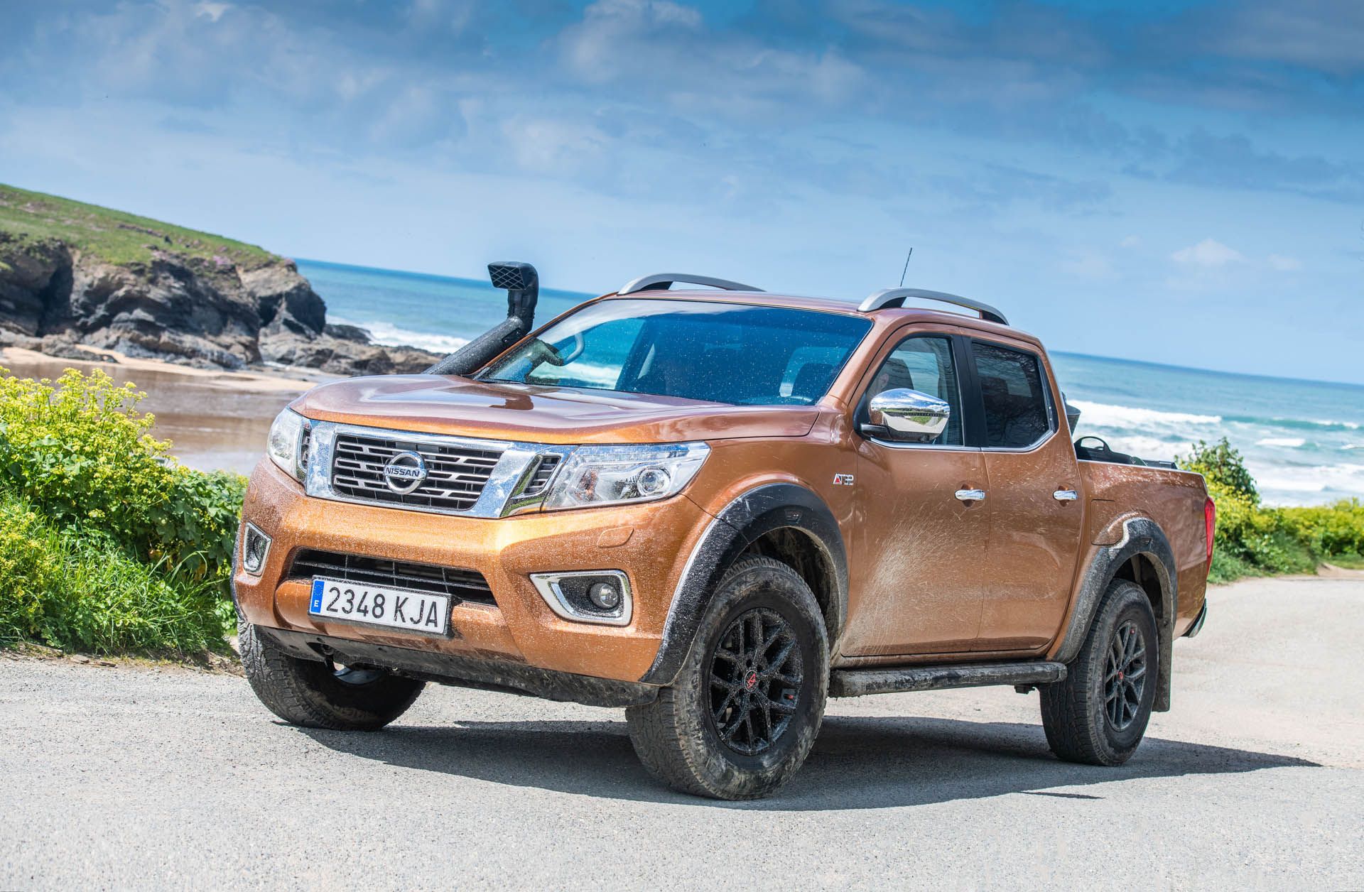 426227612_The_Nissan_Navara_OFF-ROADER_AT32_the_most_capable_Navara_ever copy Nissan Teams Up With Arctic Trucks For Hardcore Navara AT32 Off-Roader