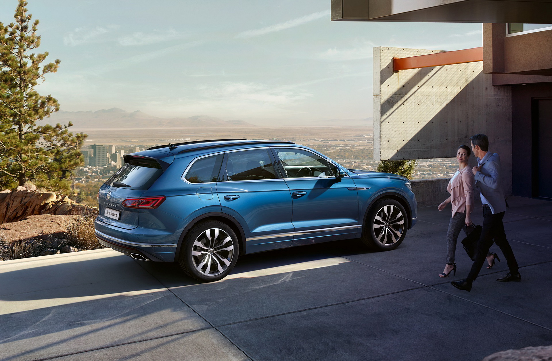 VW-Touareg-UK-02 New VW Touareg Priced From £51,595 OTR In The UK, Place Your Orders Now