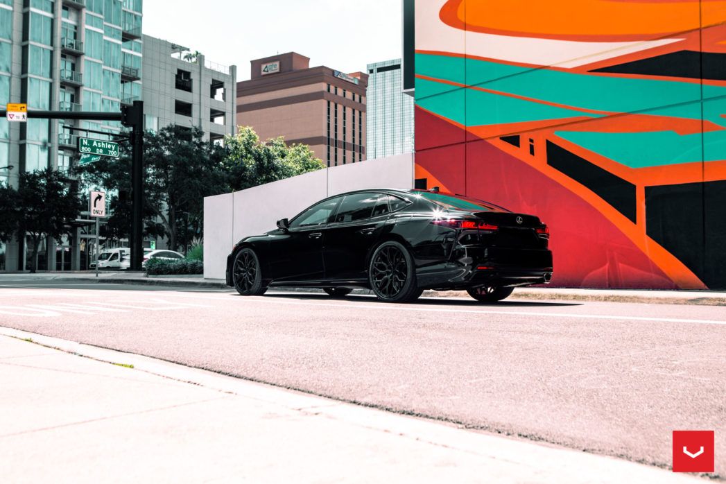 lexus-ls-500-vossen-wheels-2 Fifth-Gen Lexus LS Can Rock A Dark Theme As Well As Any Car