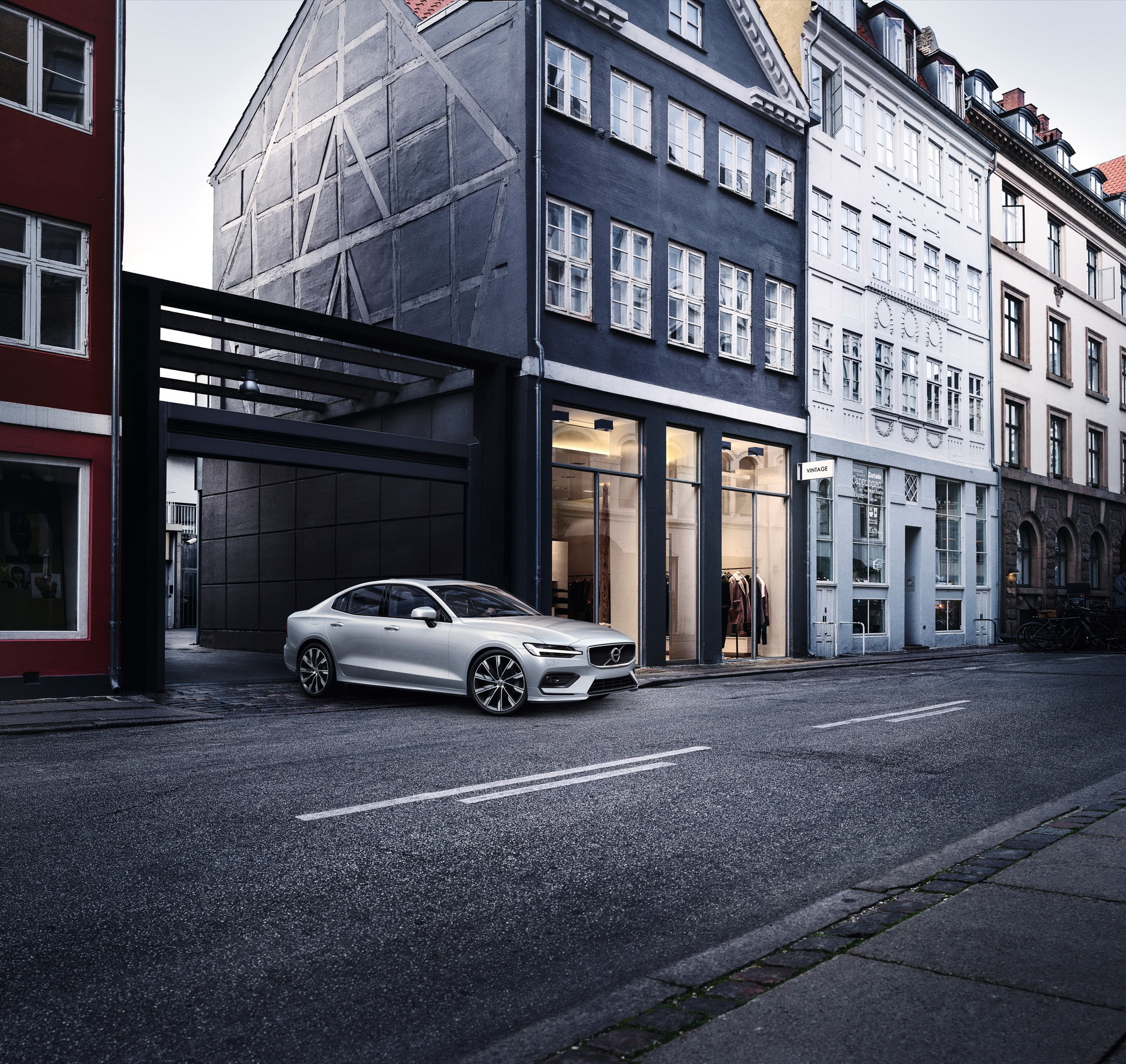 2019-volvo-s60-unveiled-70 New 2019 Volvo S60 Is A Sleek, American Made BMW 3-Series Fighter