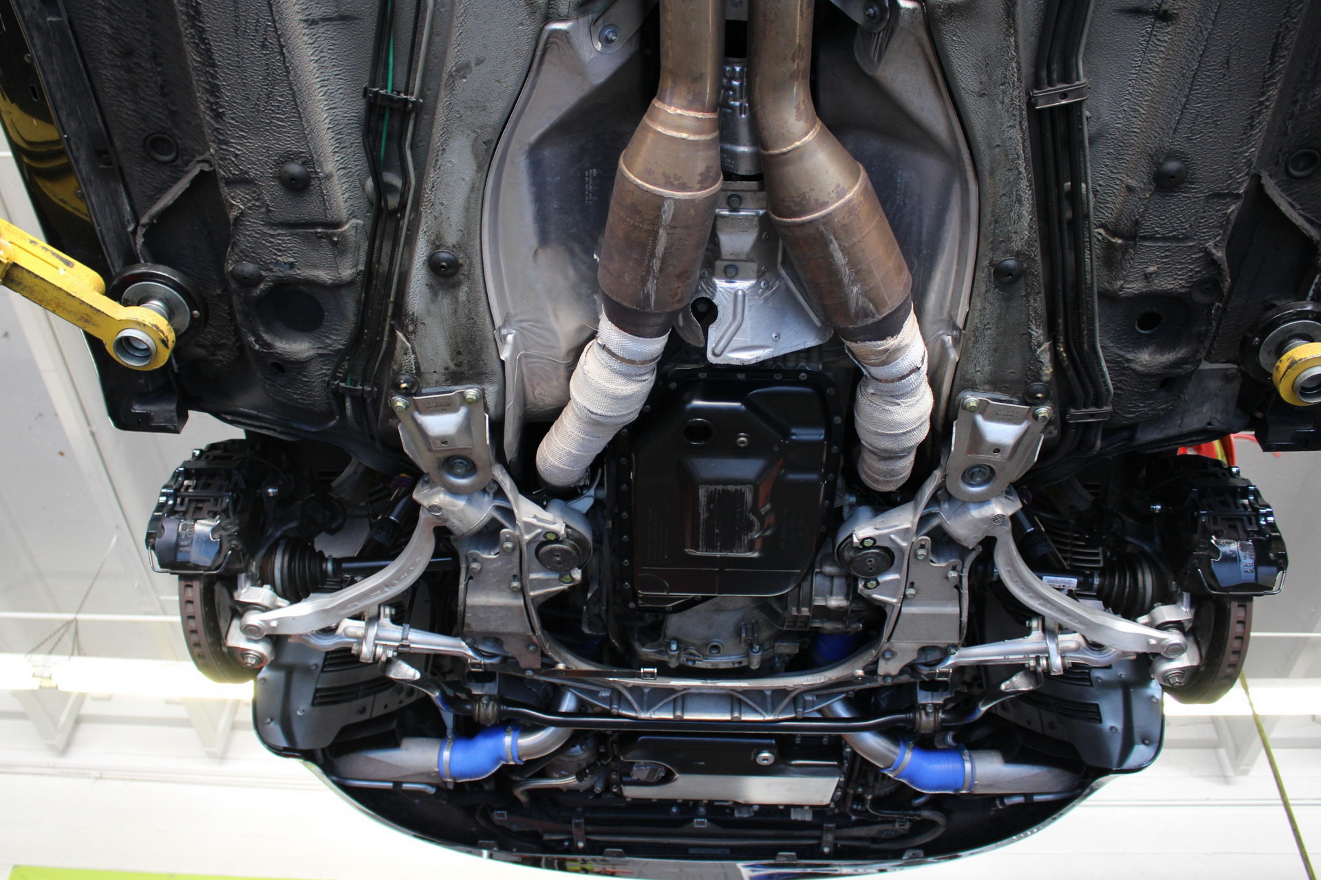 2003-audi-rs6-mtm-bat-34 MTM-Tuned 2003 Audi RS6 Sold For $36,000 At Online Auction