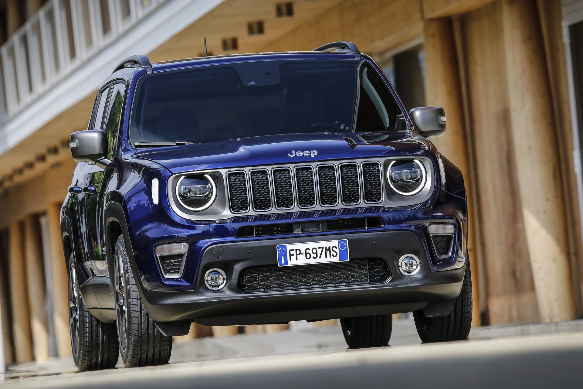 2019 Jeep Renegade Facelift 17 2019 Jeep Renegade Gets Cute Makeover And New Engines: Full Details, Photos & Video