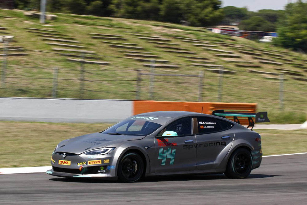 electric-gt-tesla-model-s-P100DL-18 copy Electric Racing Tesla Model S P100DL Unveiled At Catalunya