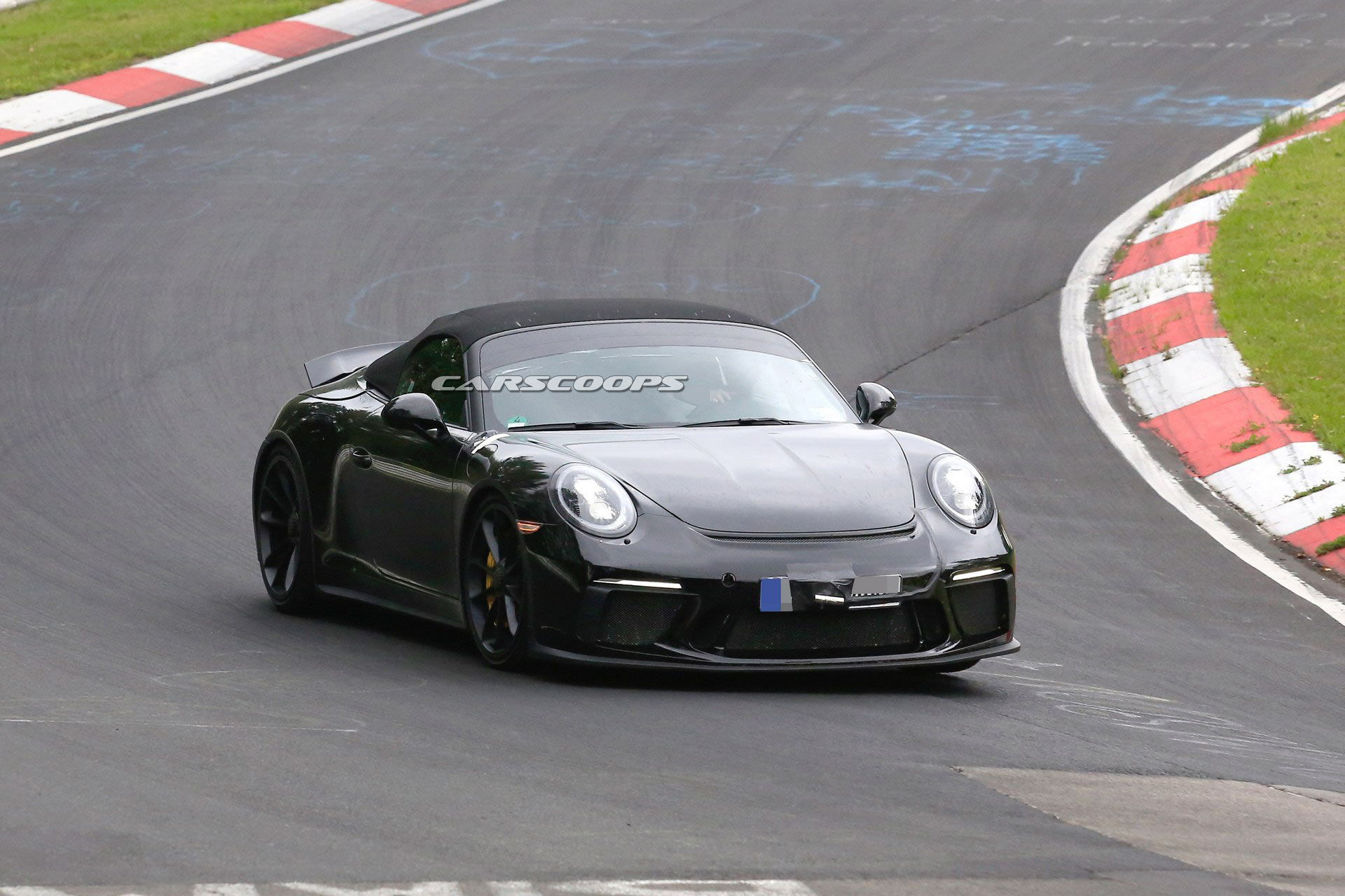 Porsche-911-Speedster-21 2019 Porsche 911 Speedster Captured Undisguised, Stays True To Concept