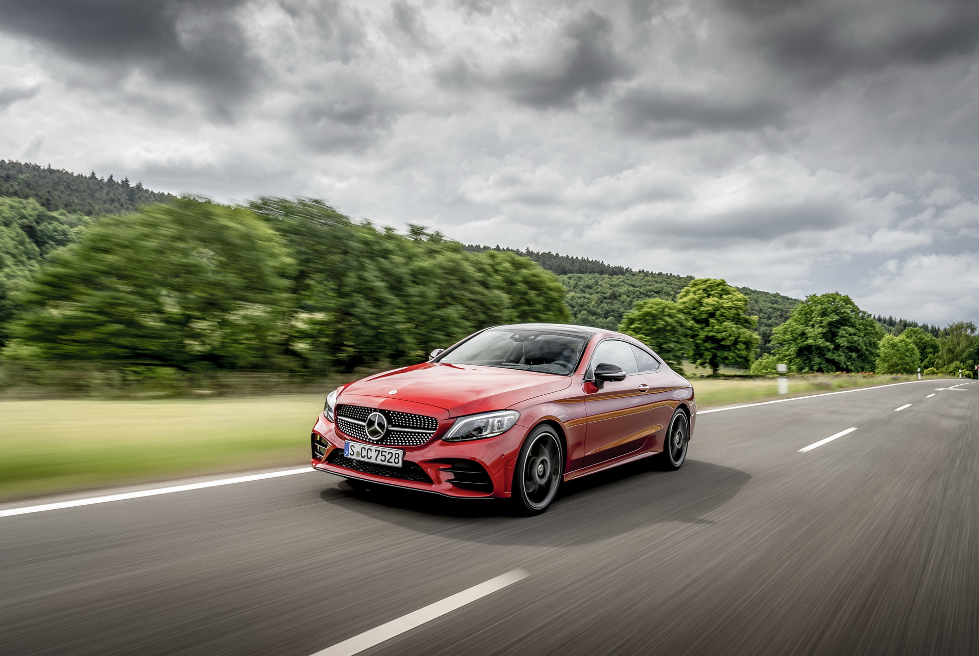 Mercedes_C-Class_03 2018 Mercedes C-Class Gains New 120HP Diesel For Entry-Level C180d