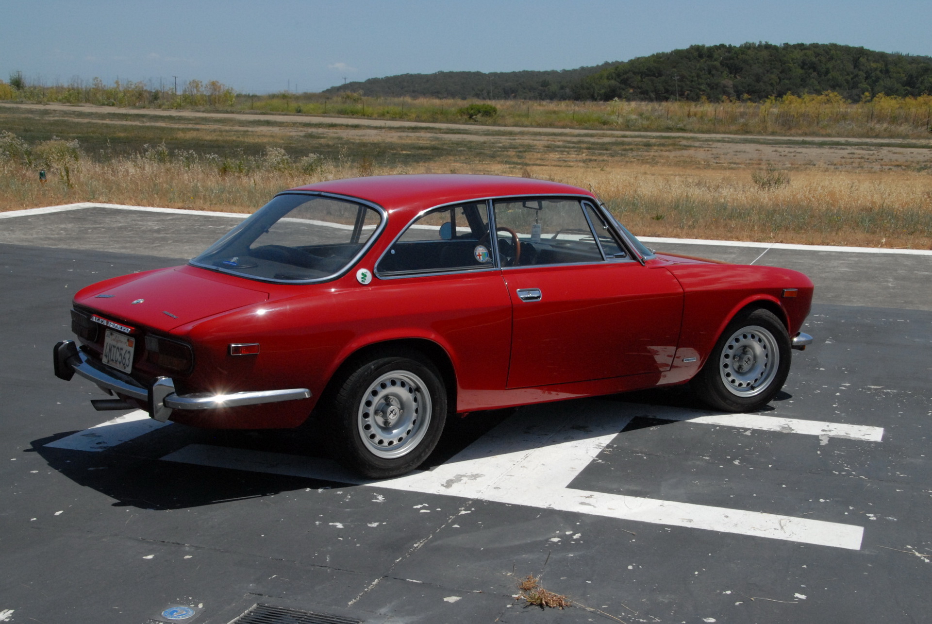 1974-alfa-romeo-gtv-bat-auction-5 Bid On This Alfa Romeo 2000 GT Veloce, Make Other Car Enthusiasts Jealous