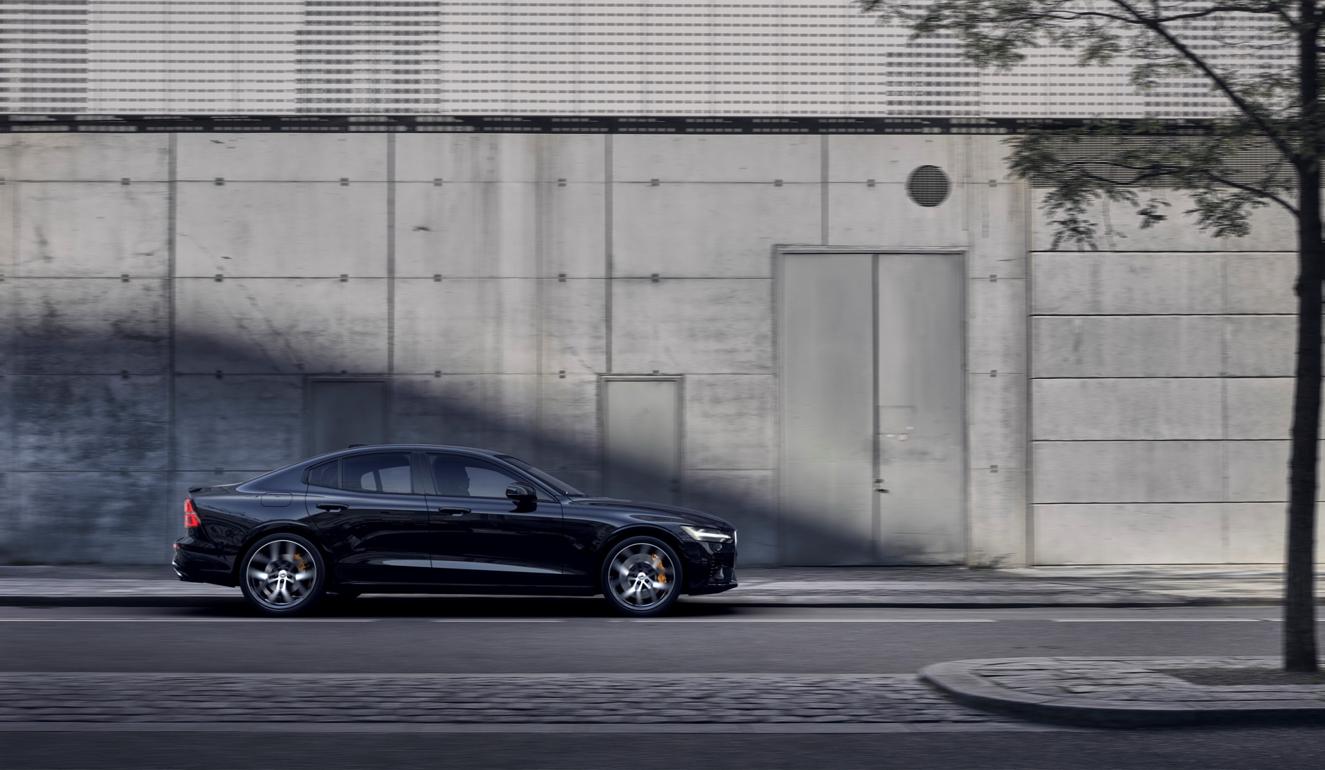 volvo-s60-sold-out-via-app-3 2019 Polestar Engineered Volvo S60 T8 Sold Out In Just 39 Minutes