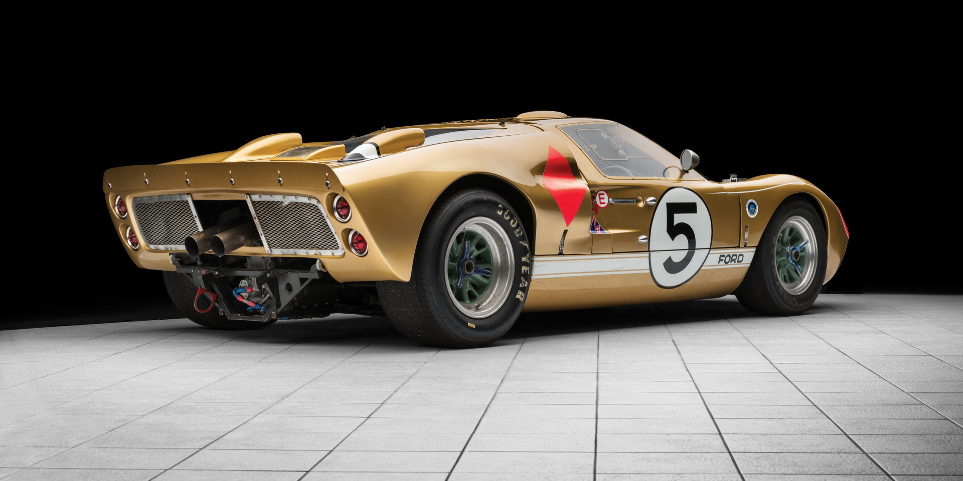 1966-Ford-GT40_12 Original Le Mans-Conquering 1966 Ford GT40 Goes Under The Hammer
