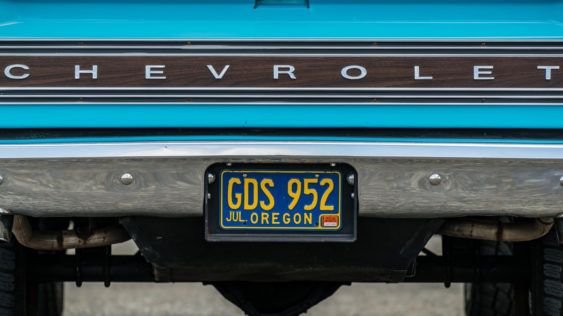 1972-Chevrolet-K5-Blazer-25 Not A Fan Of The 2019 Chevrolet Blazer? This 1972 K5 Might Be Up Your Alley