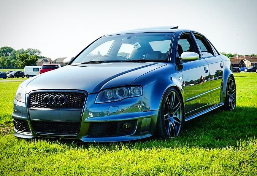 audi-rs4-b7-tuning-10 Who Needs Fireworks With This Fiery Audi RS4 In His Driveway?