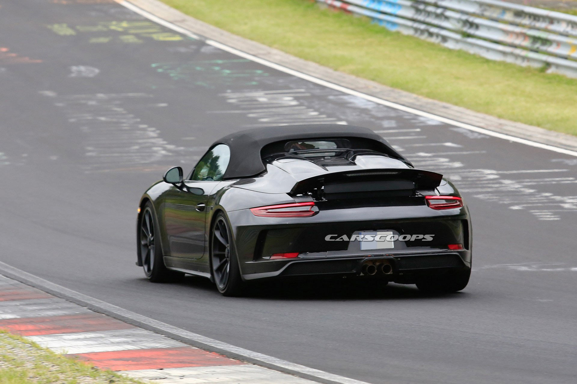 Porsche-911-Speedster-18 2019 Porsche 911 Speedster Captured Undisguised, Stays True To Concept