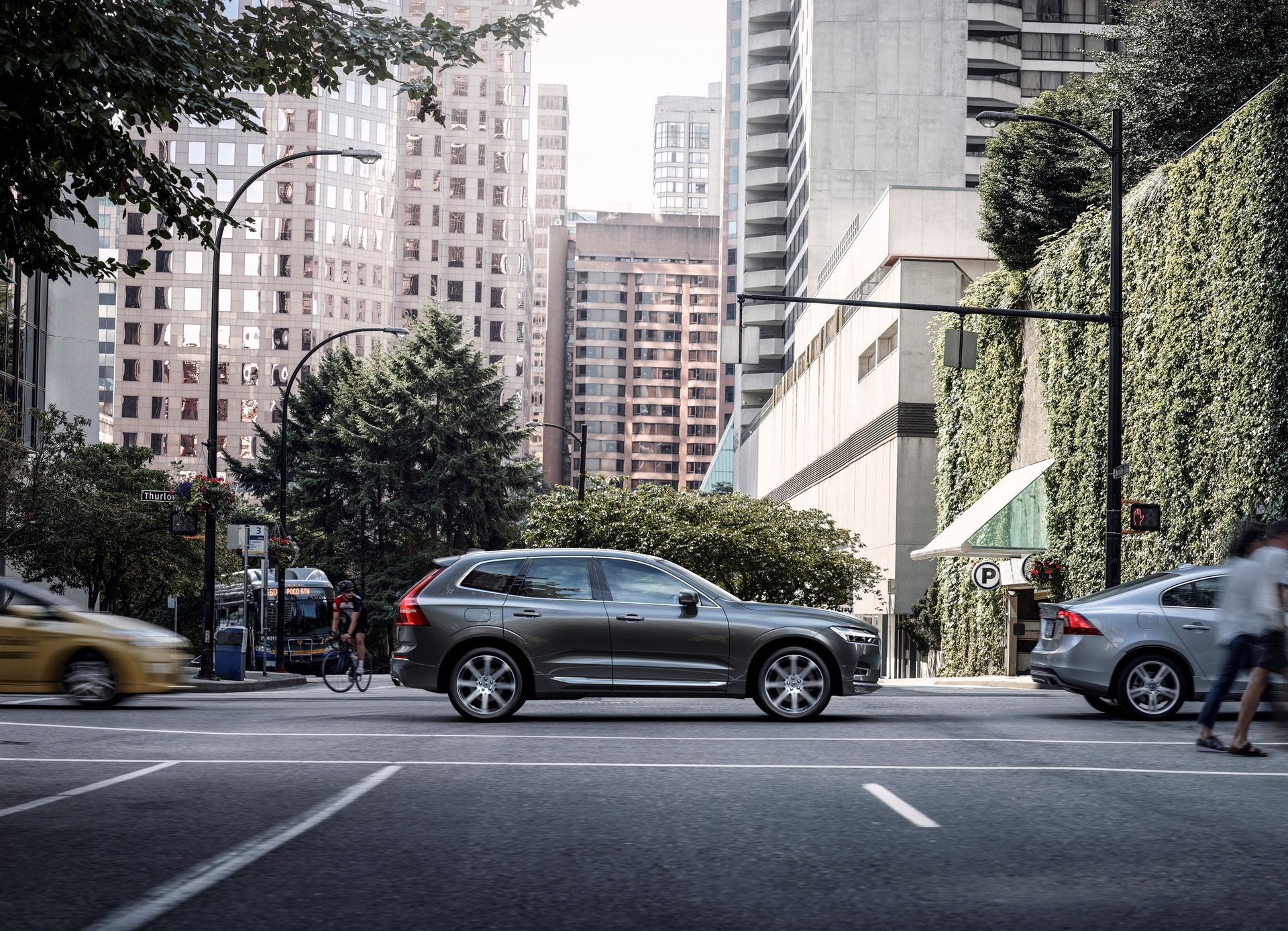 Volvo-XC60-09 Volvo XC60 To Gain Cheaper, $39,200 FWD Base Model For 2019MY