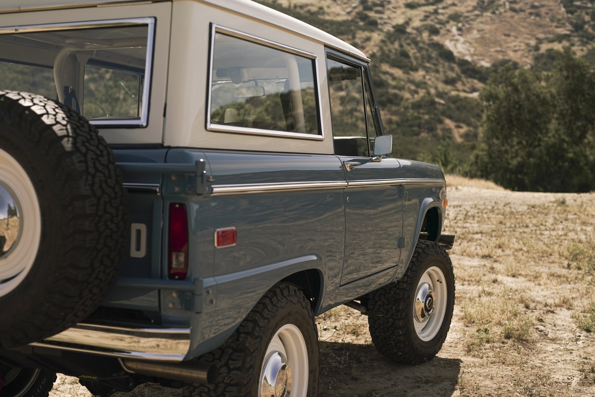 Icon-Ford-Bronco-Old-School-23 Why Wait For An All-New Ford Bronco When You Get Icon’s Old School BR