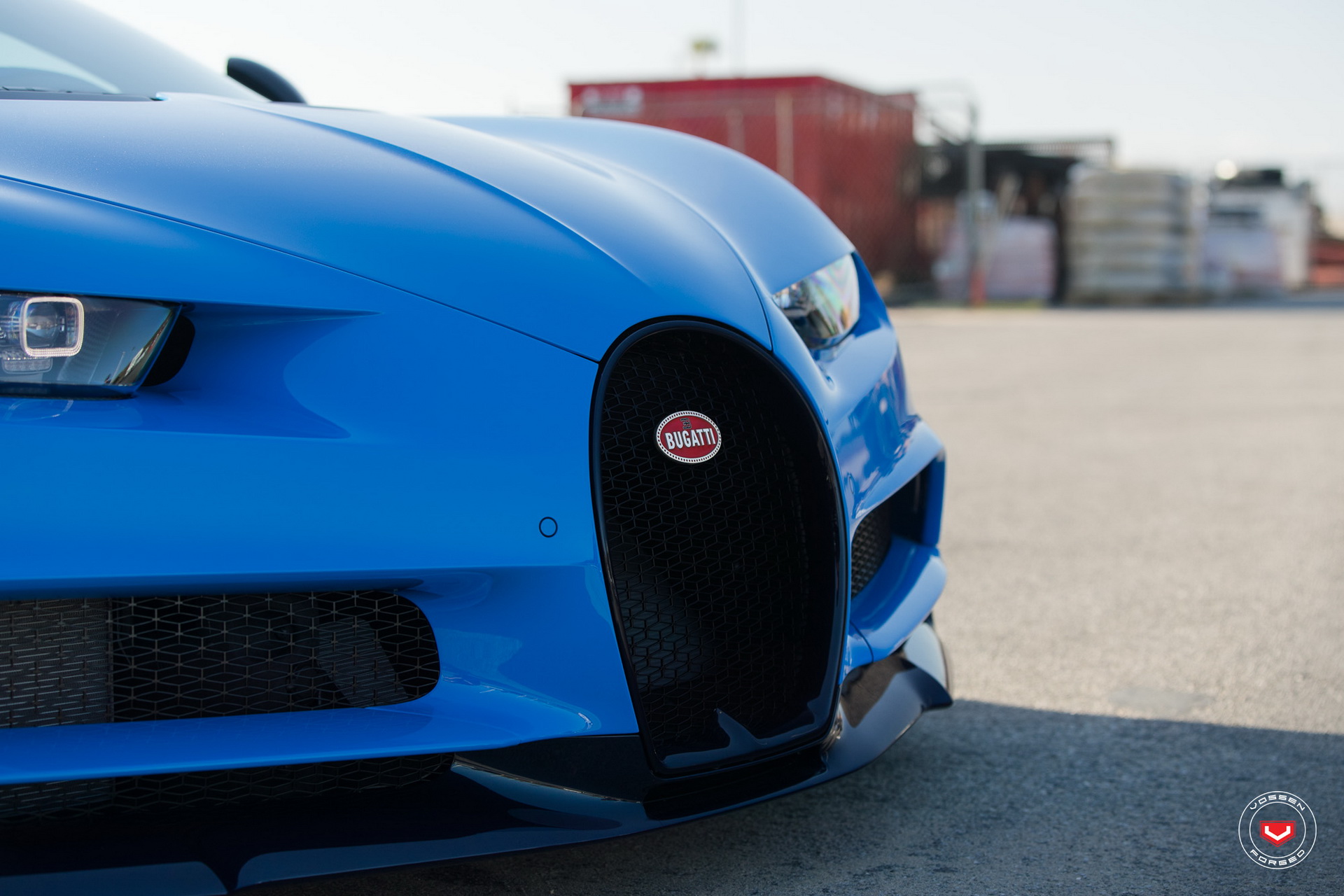 bugatti-chiron-vossen-wheels-30 Bugatti Chiron Tries On New Wheels For Size: Hot Or Not?