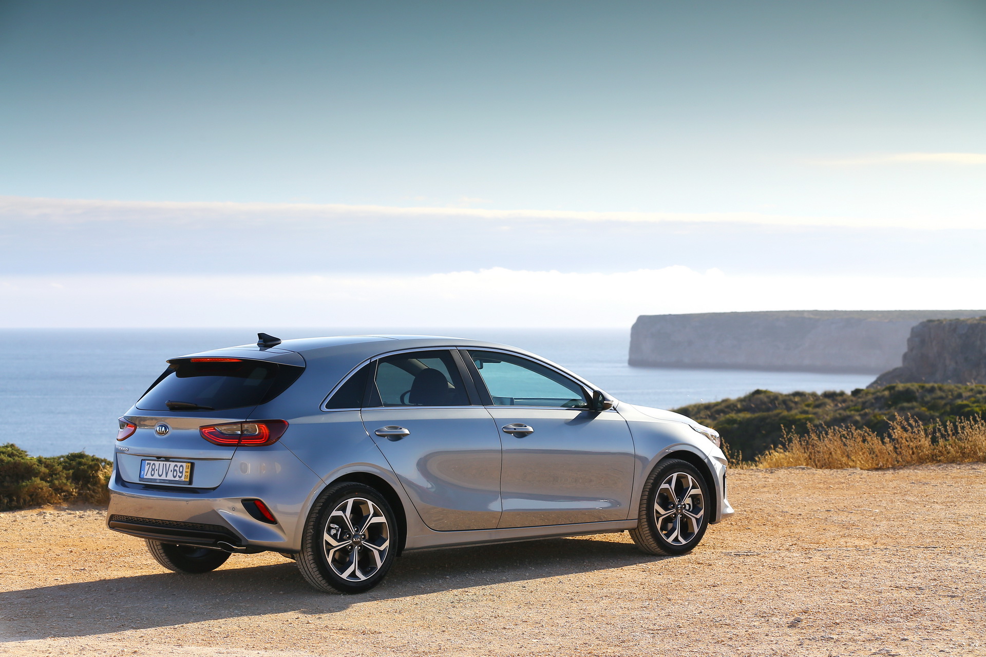 2019-kia-ceed-5 New Kia Ceed Detailed In Gigantic Image Gallery, UK Pricing Announced