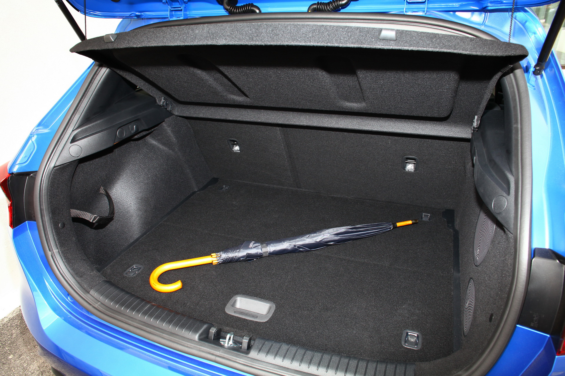 2019-kia-ceed-113 New Kia Ceed Detailed In Gigantic Image Gallery, UK Pricing Announced