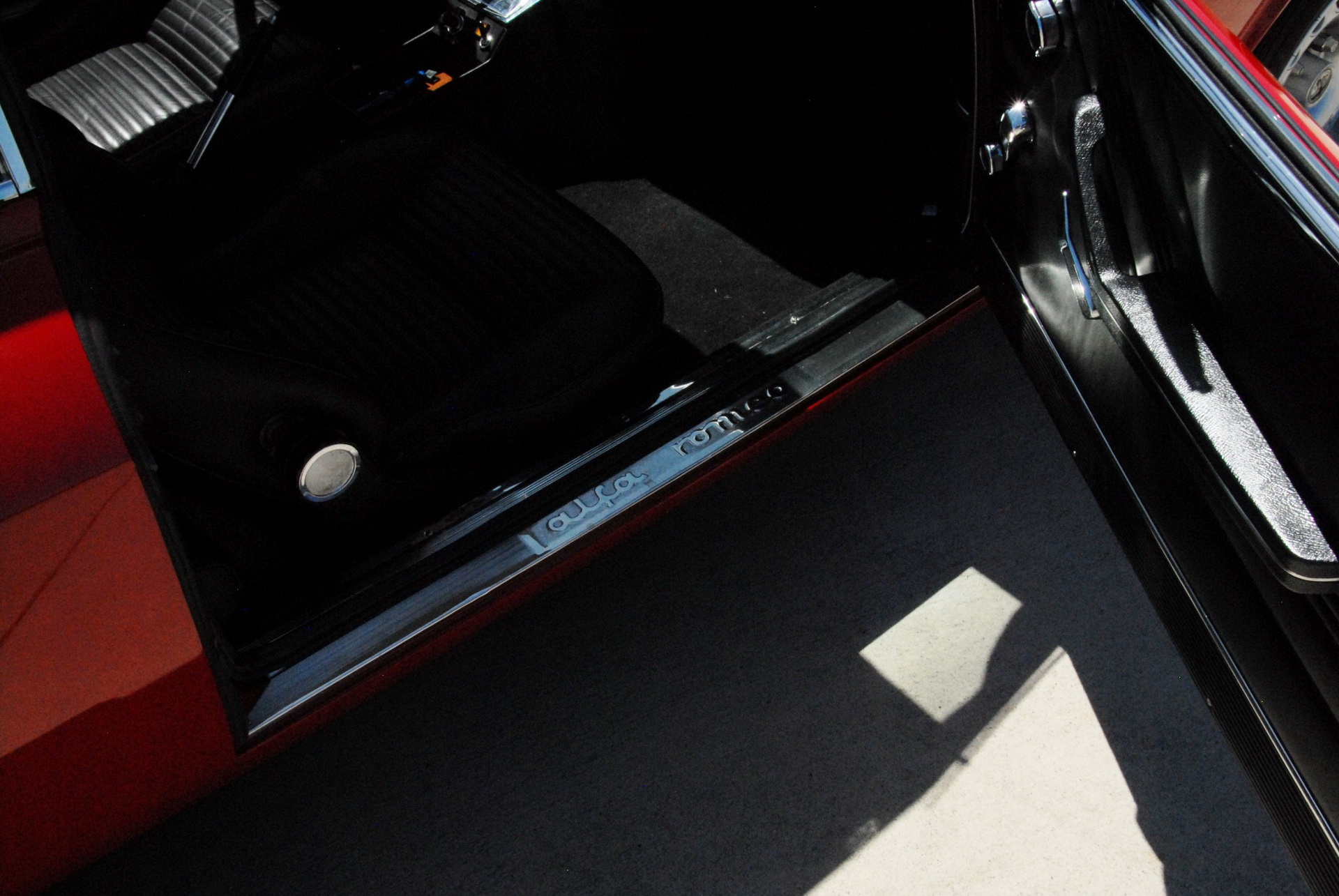 1974-alfa-romeo-gtv-bat-auction-28 Bid On This Alfa Romeo 2000 GT Veloce, Make Other Car Enthusiasts Jealous