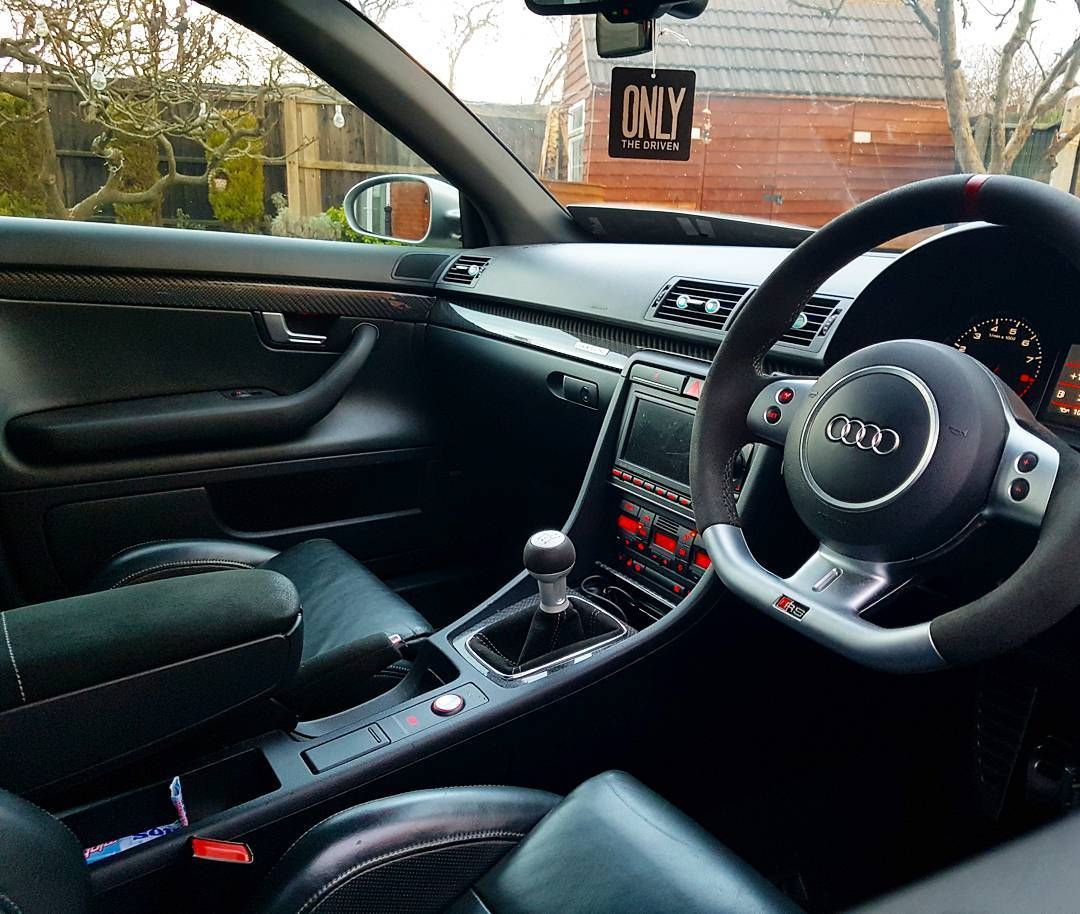 audi-rs4-b7-tuning-17 Who Needs Fireworks With This Fiery Audi RS4 In His Driveway?