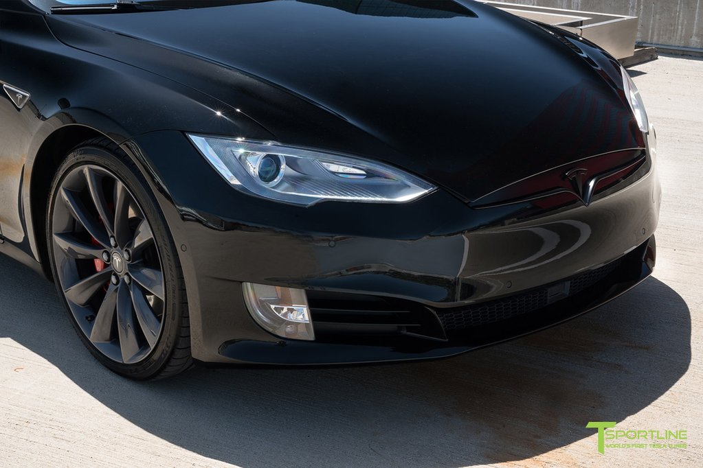 black-tesla-model-s-front-bumper-refresh-facelift-fascia-retrofit-wm-3_1024x1024 Make Your Old Tesla Model S Look Like A New One With This Aftermarket Nose Kit
