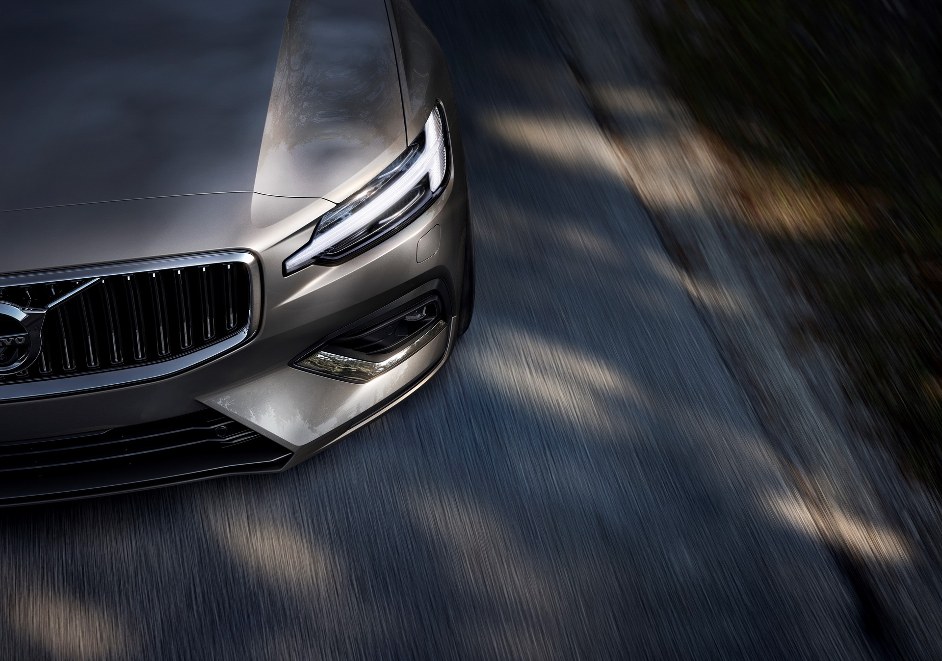 2019-volvo-s60-unveiled-40 New 2019 Volvo S60 Is A Sleek, American Made BMW 3-Series Fighter