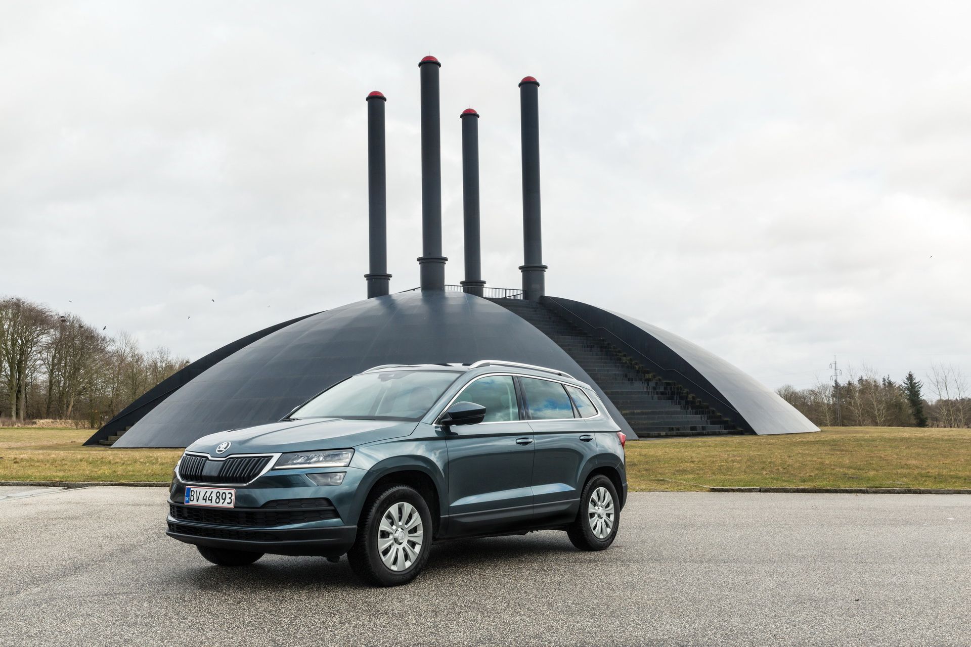 Skoda-Karoq-04 Skoda Sells So Many Cars, It Now Looks To Outsource Production