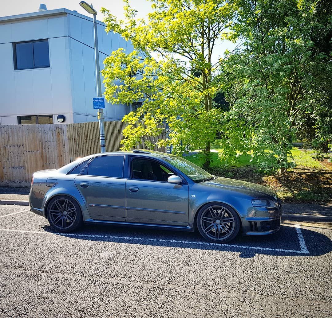 audi-rs4-b7-tuning-8 Who Needs Fireworks With This Fiery Audi RS4 In His Driveway?