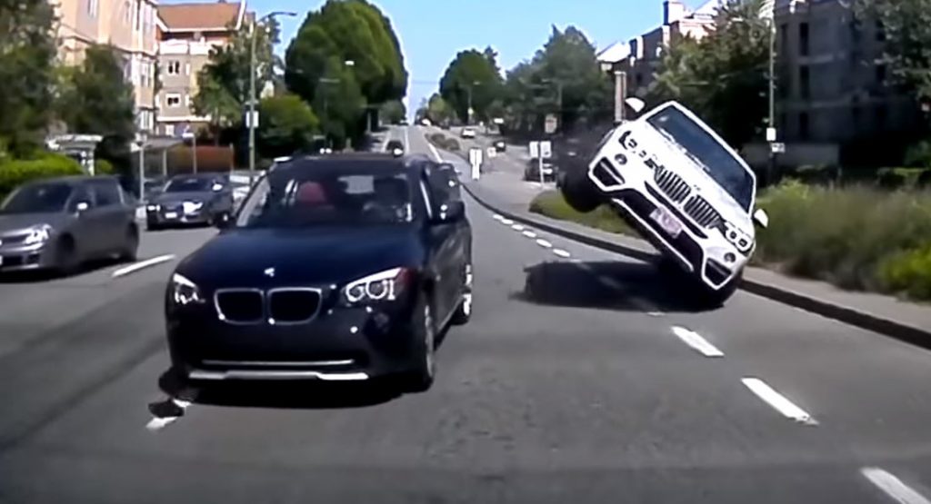  BMW X4 Driver Hits An X1 Trying To Overtake, Almost Rolls Over