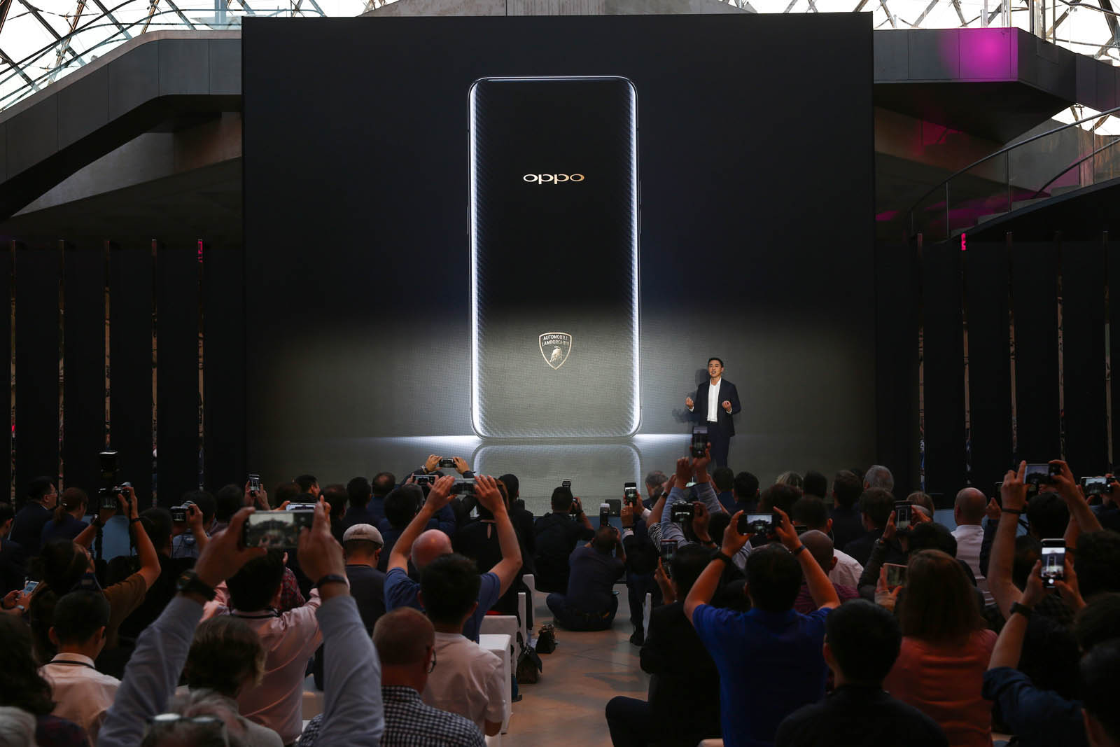 OPPO Find X Lamborghini Edition-1 Find X Lamborghini Dials A Dab Of Opulence Into The Smartphone Market