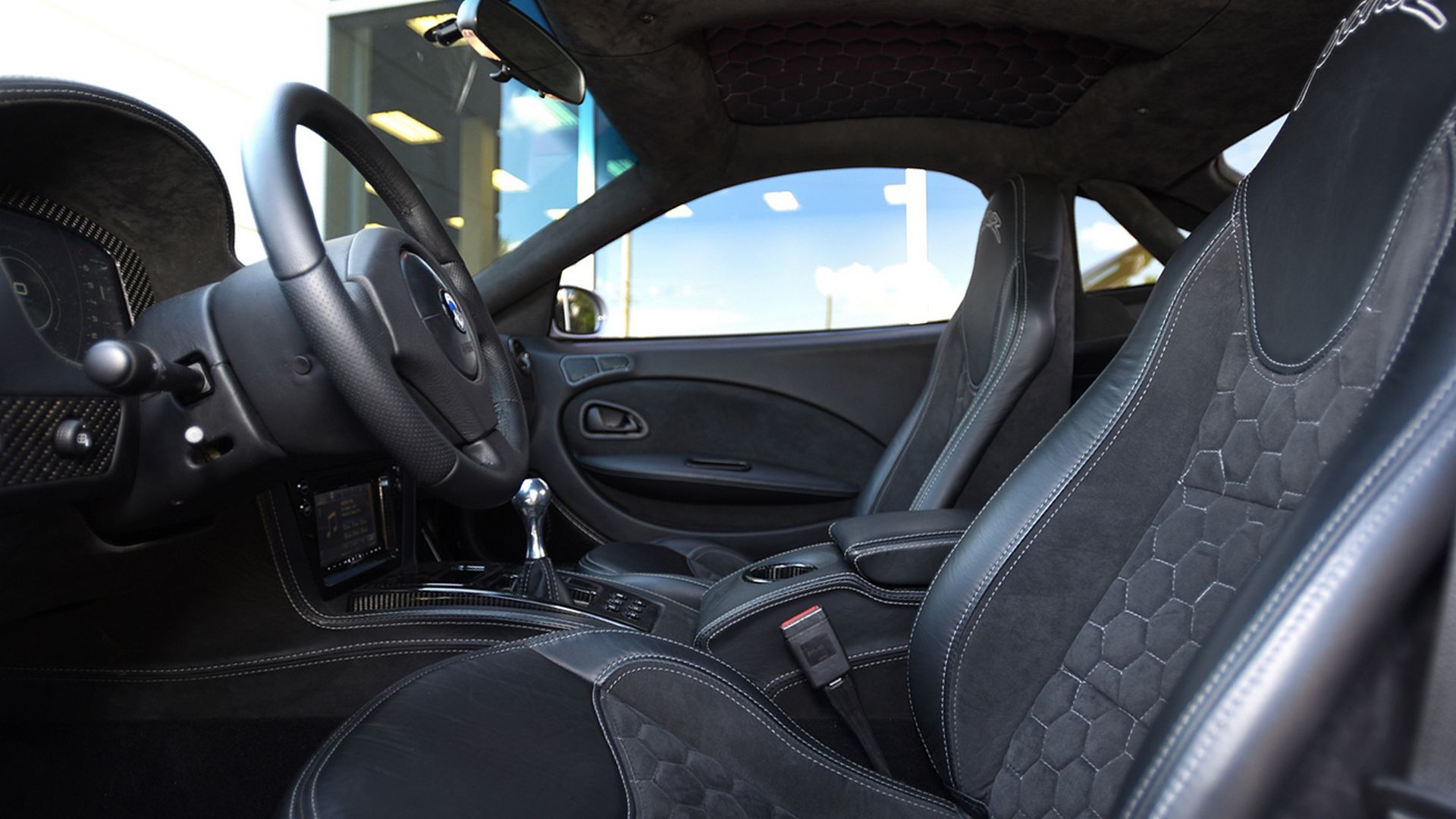 Panoz-Self-Healing-Paint-6 Panoz Is Very Much Alive, Offers Self-Healing Paint On All Its Models