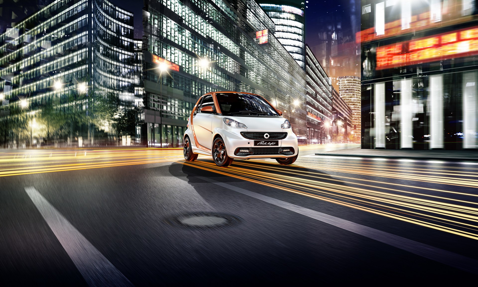 Smart-20th-Anniversary-65 Smart Celebrates 20 Years Of Production As EV Switch Causes Sales To Tumble