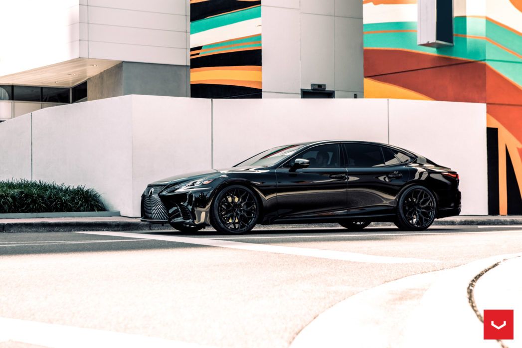 lexus-ls-500-vossen-wheels-3 Fifth-Gen Lexus LS Can Rock A Dark Theme As Well As Any Car