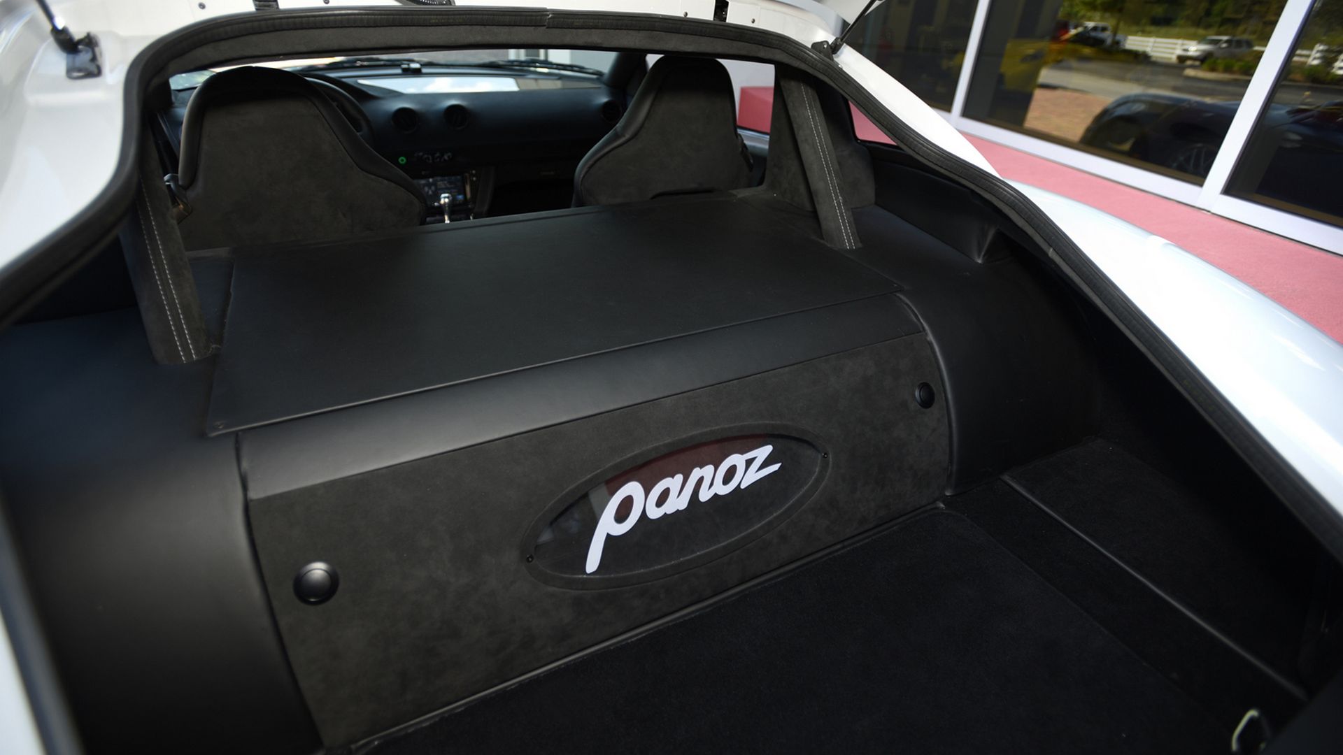 Panoz-Self-Healing-Paint-5 Panoz Is Very Much Alive, Offers Self-Healing Paint On All Its Models