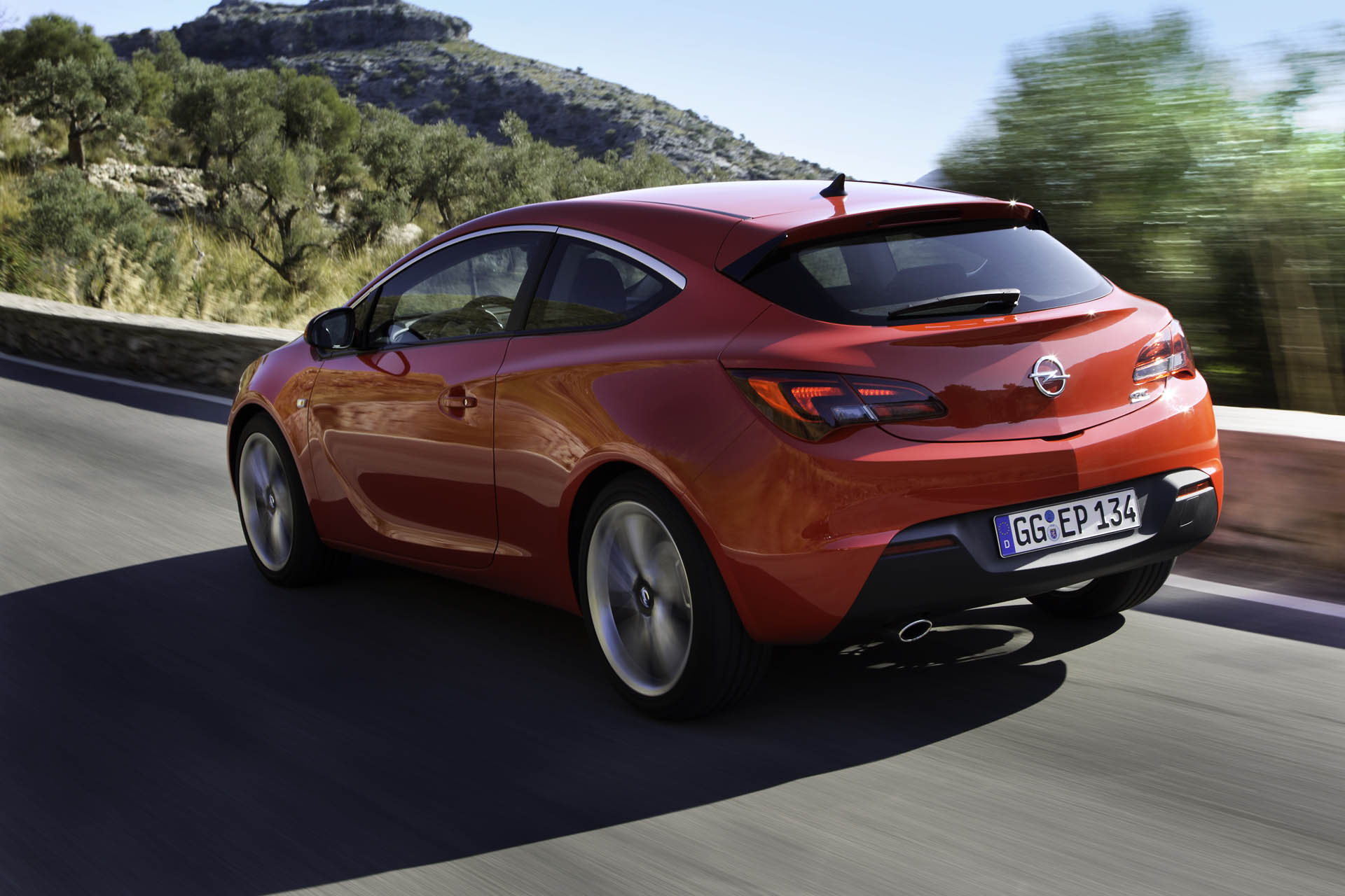 Opel GTC Vauxhall To Phase Out The Zafira And Astra GTC