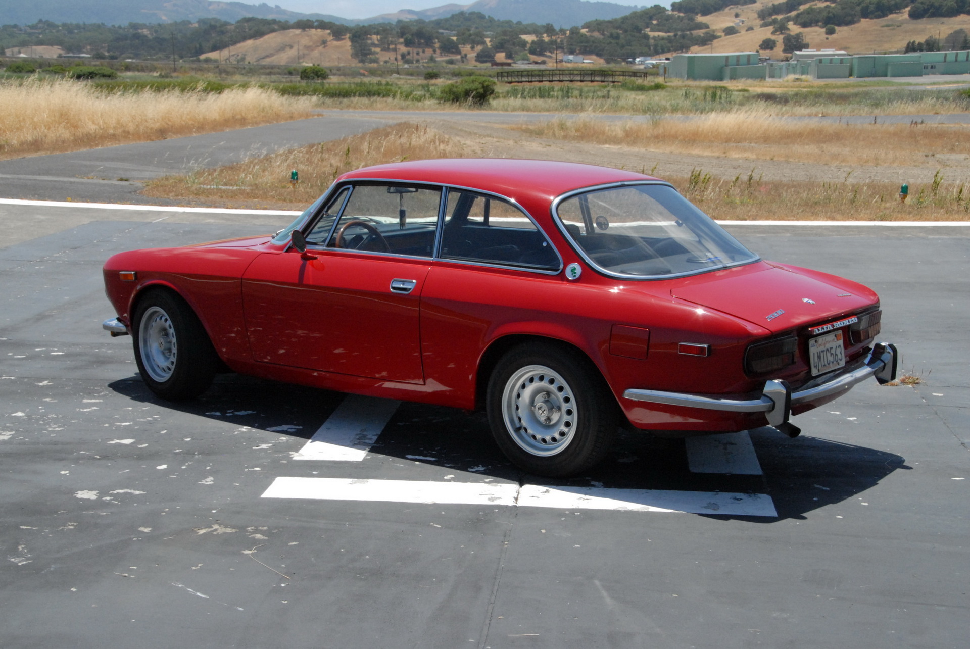 1974-alfa-romeo-gtv-bat-auction-27 Bid On This Alfa Romeo 2000 GT Veloce, Make Other Car Enthusiasts Jealous