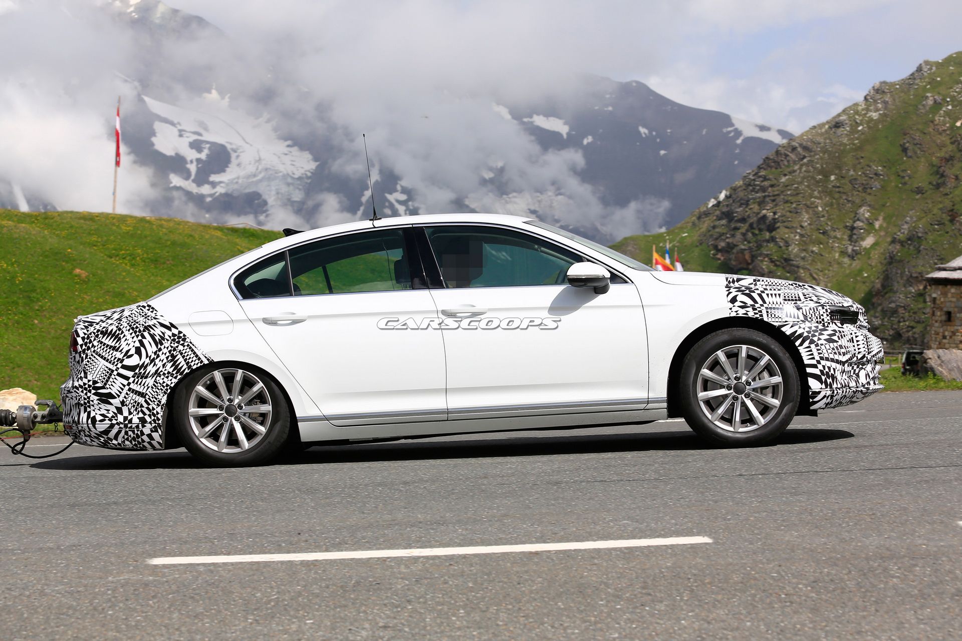 2019-vw-passat-facelift-spy-12 2019 VW Passat: Facelifted Euro Model Coming With Revised Styling, Updated Engines