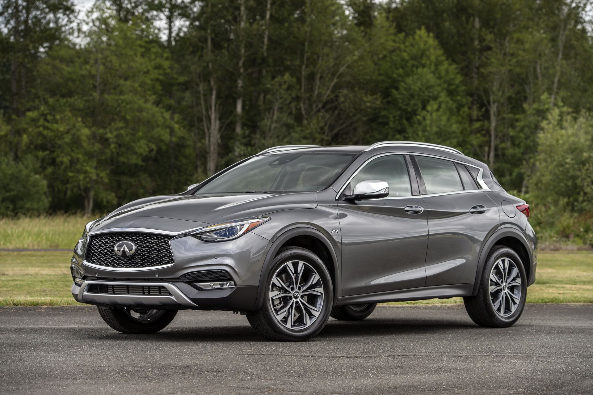 2018-infiniti-qx30-1 2018.5 Infiniti QX30 Adds More Equipment, Gets More Expensive