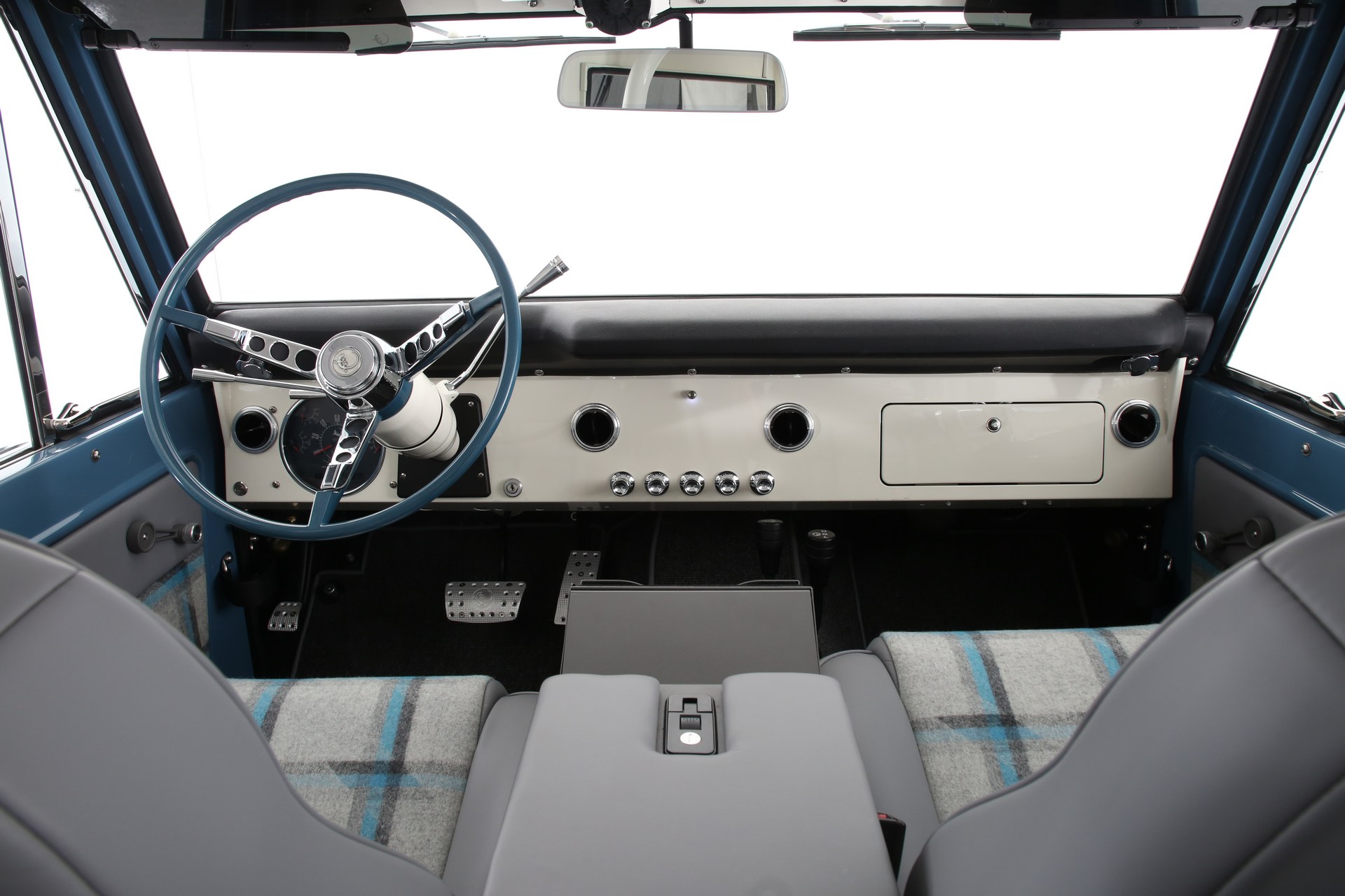 Icon-Ford-Bronco-Old-School-6 Why Wait For An All-New Ford Bronco When You Get Icon’s Old School BR