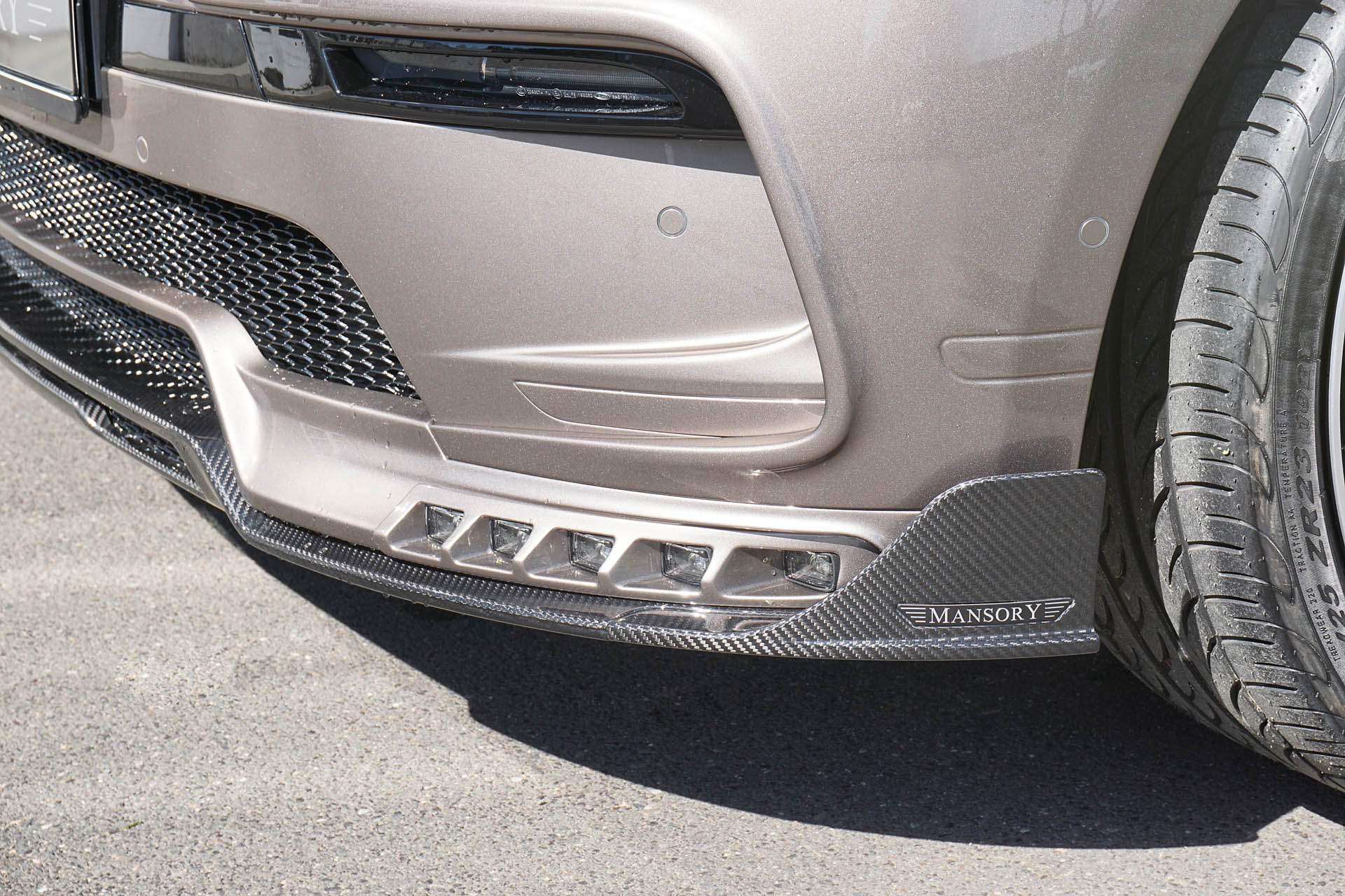 MANSORY_Velar_6 copy Mansory Does Its Not-So-Subtle Thing With The Range Rover Velar